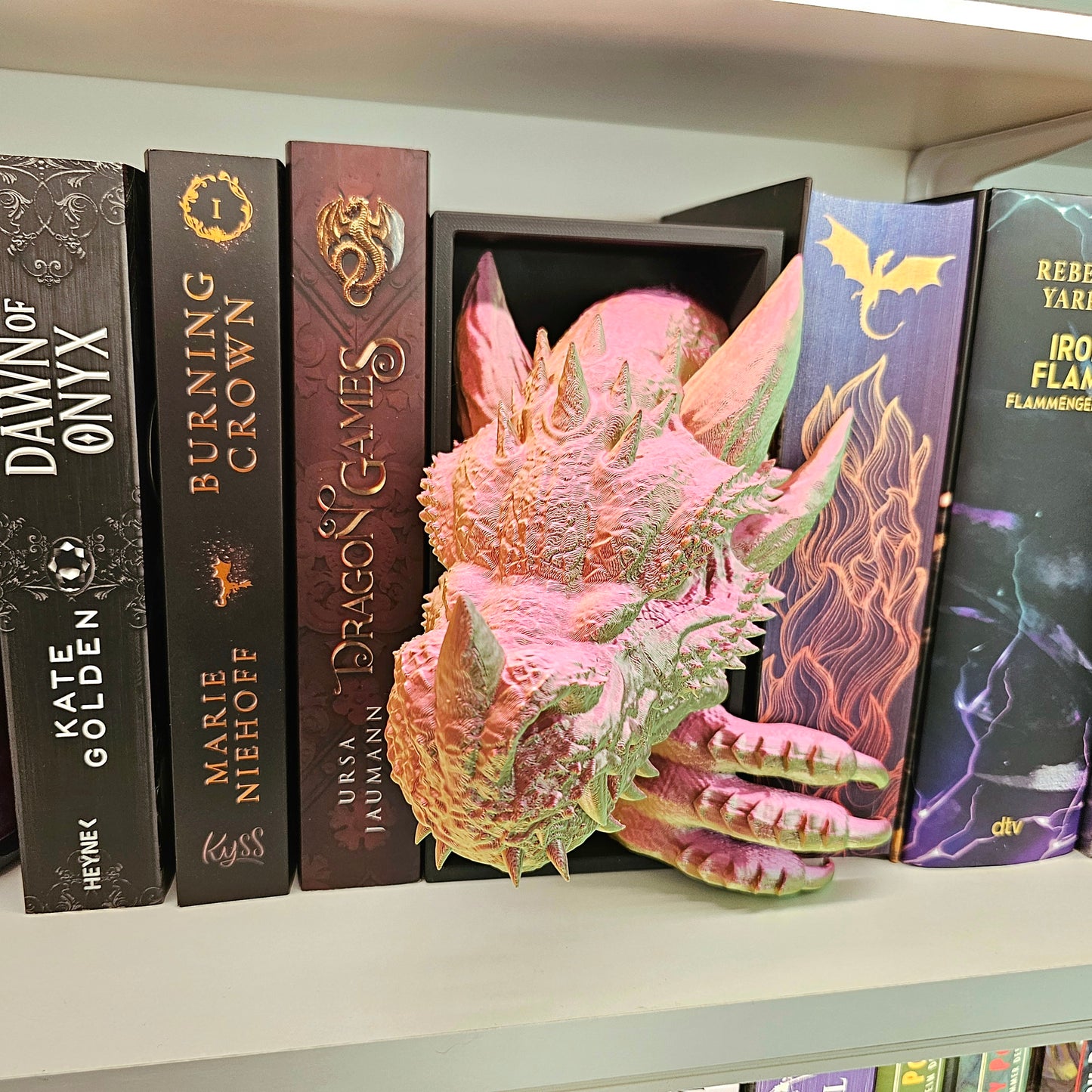 Book Nook Drache Multicolor Grün/Rosa/Gold Set/Einzeln | 3D Druck | Buchstütze | Dekoration Bücherregal