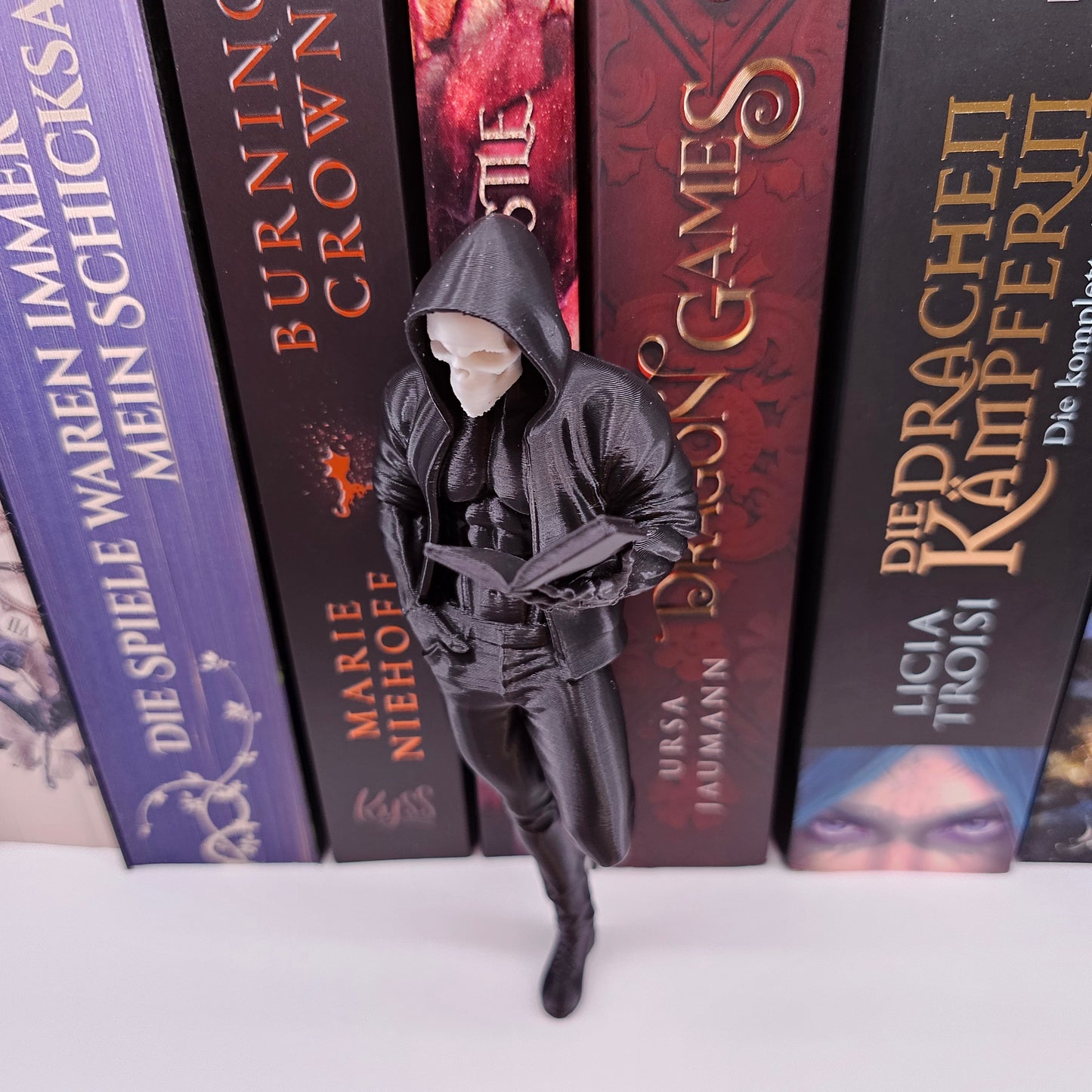 Regaldeko Dark Romance Reader Color Choice | 3D Print