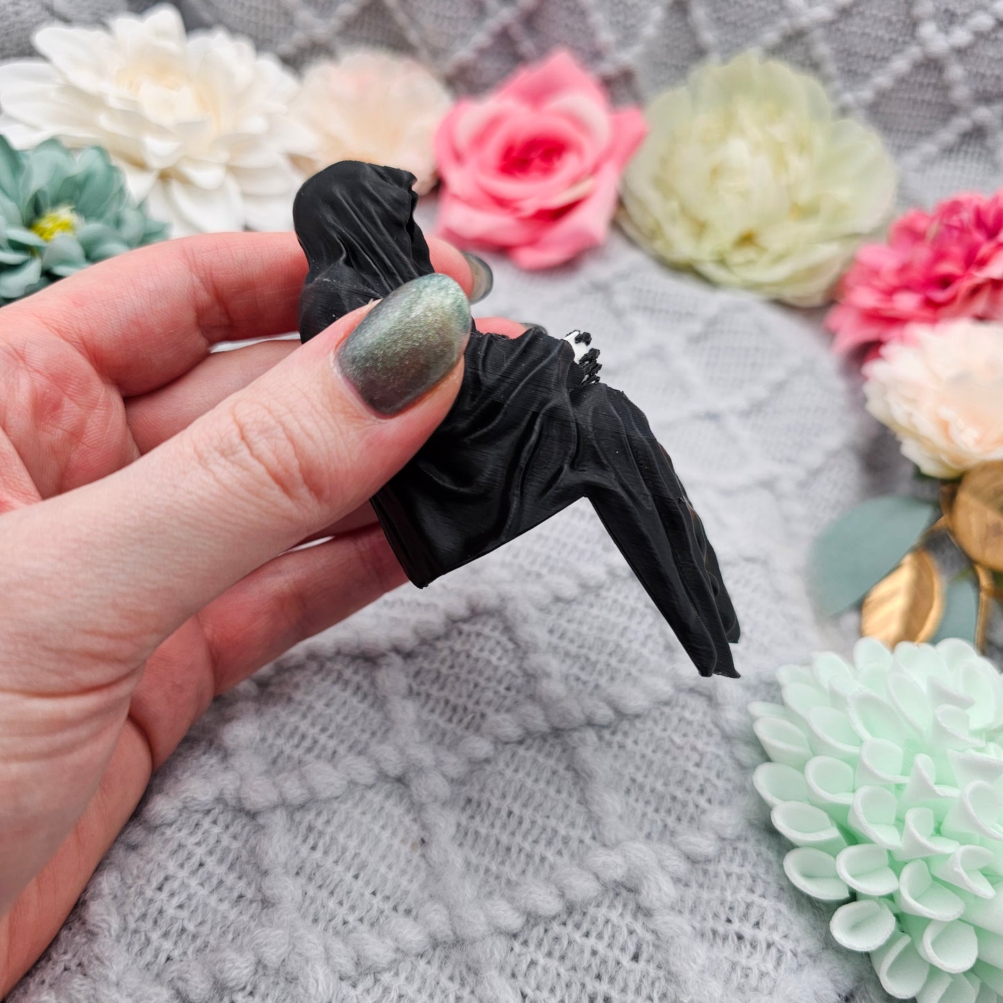 Regaldeko Sitting Reaper with Cup Black | 3D Print