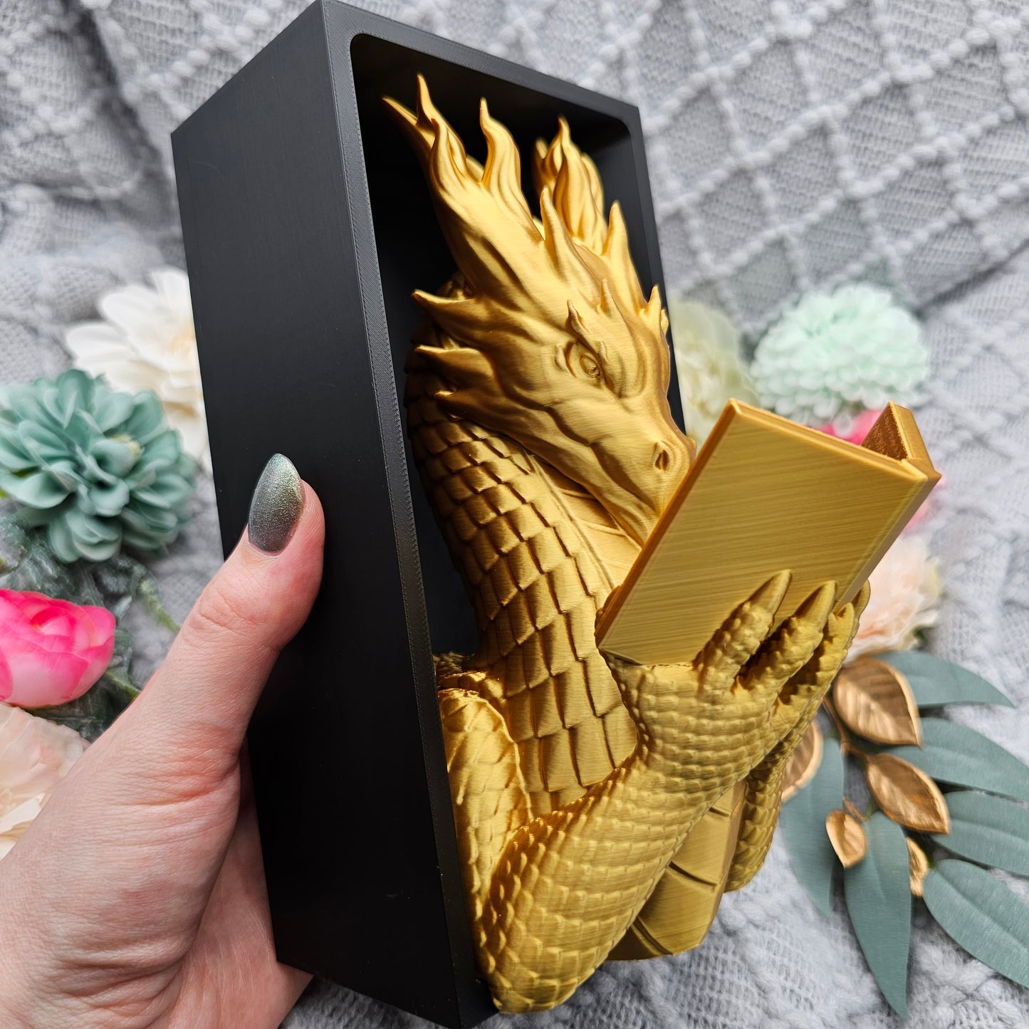 Book Nook Reading Dragon Color Selection | 3D Print | Bookend | Bookshelf Decoration