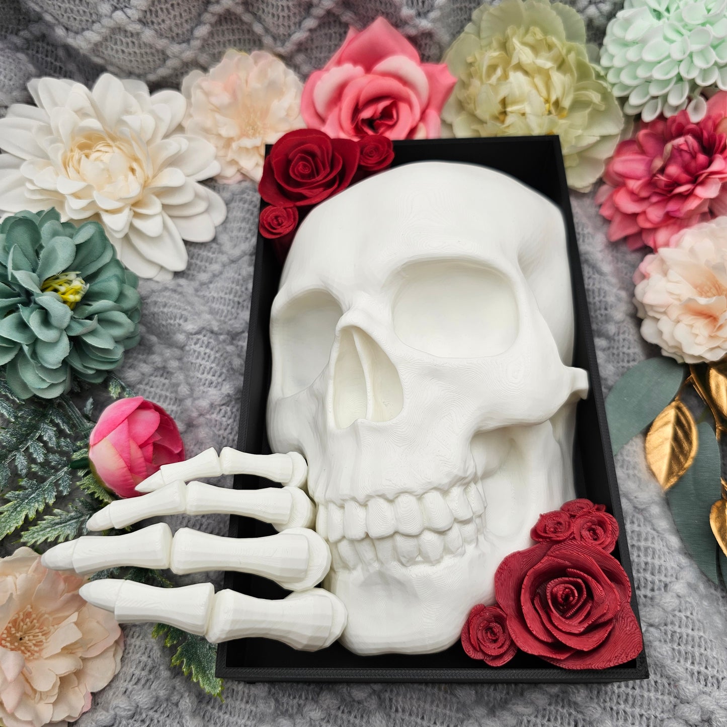 Book Nook Skull with Roses Large Color Selection | 3D Print | Bookend | Bookshelf Decoration