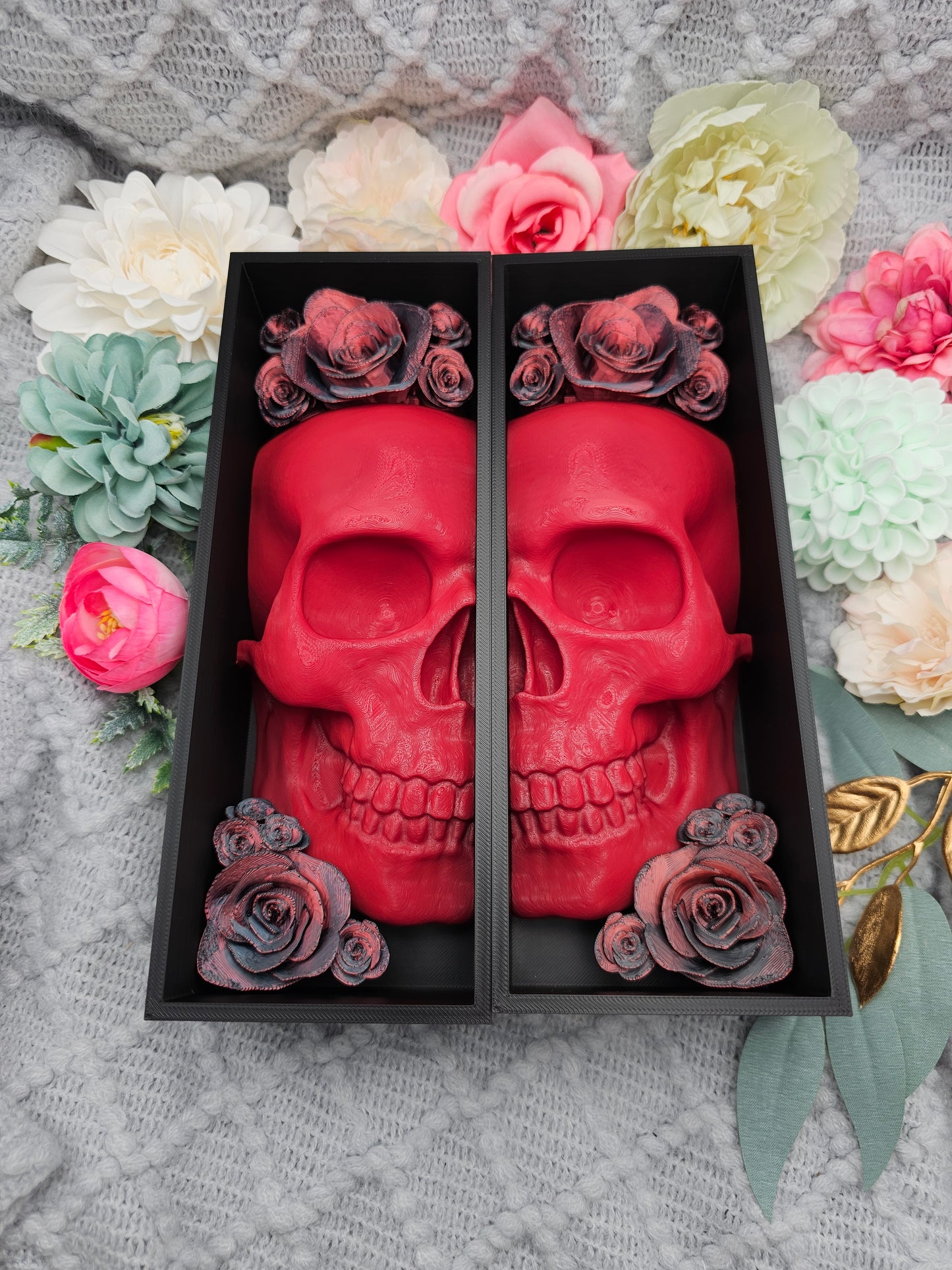 Book Nook Skull Red with Roses 8 Colors to Choose Set/Single | 3D Print | Bookend | Bookshelf Decoration