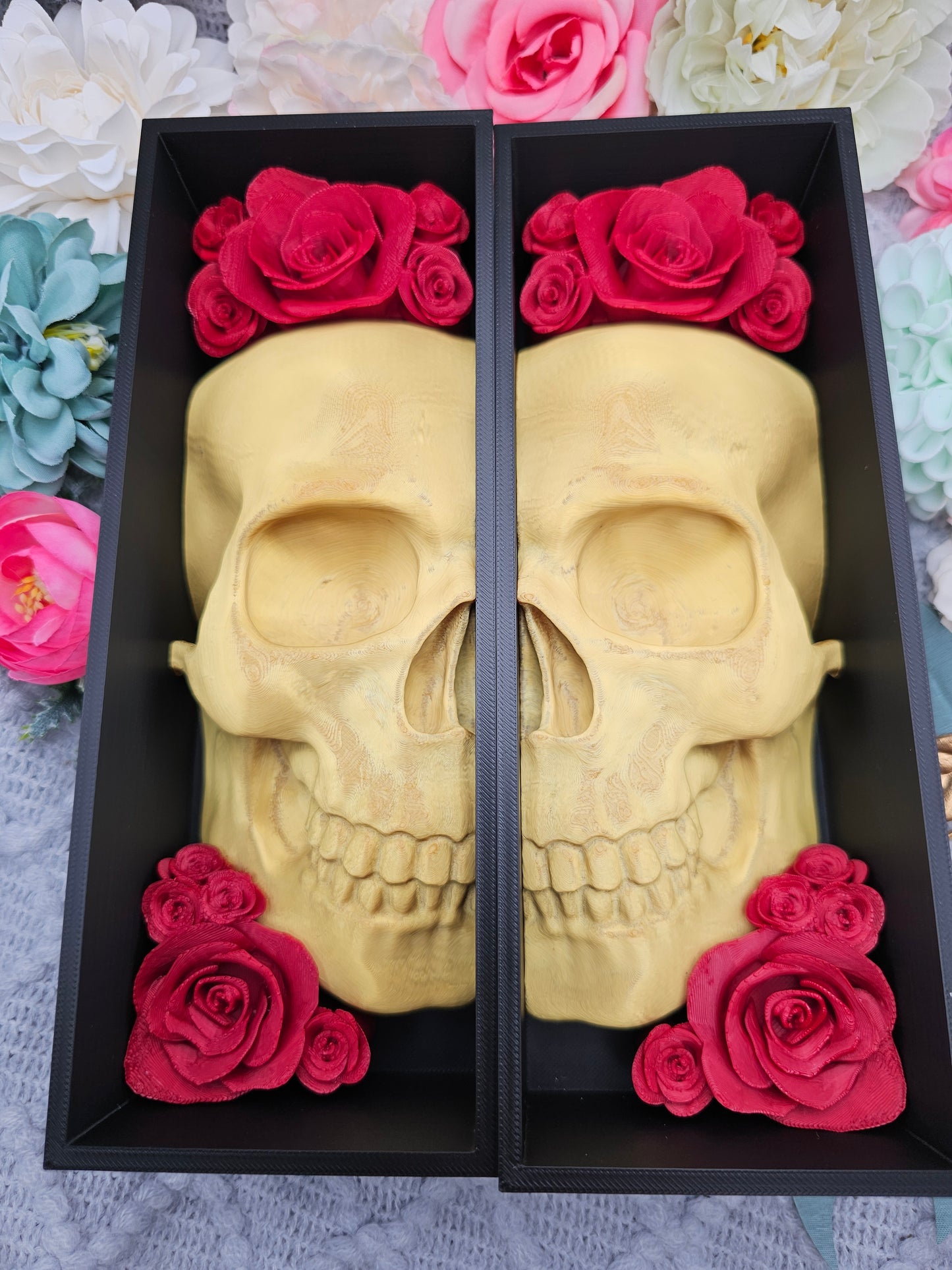 Book Nook Skull Gold with Roses 8 Colors to Choose From Set/Single | 3D Print | Bookend | Bookshelf Decoration