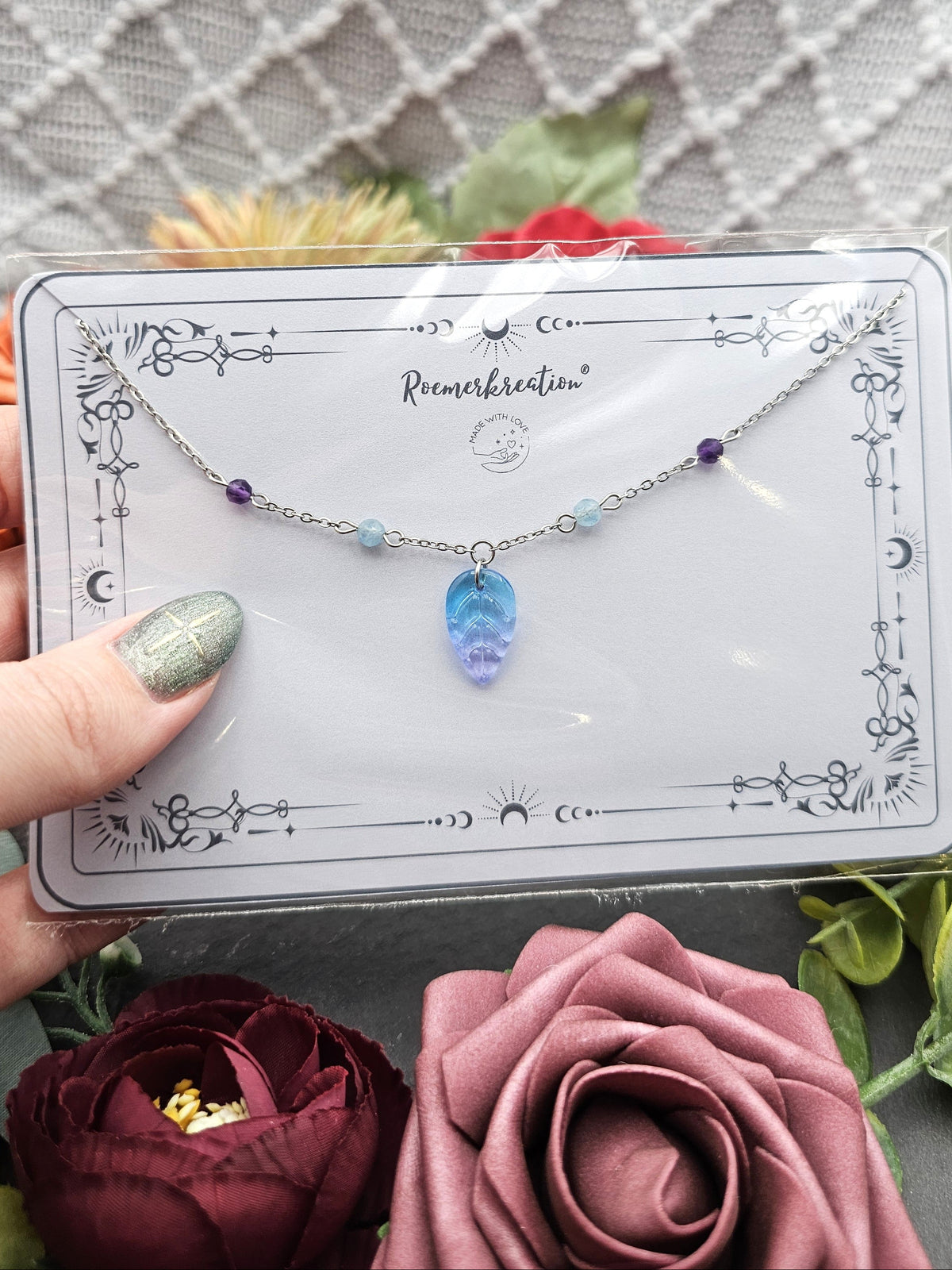 Halskette Blatt Blau-Lila | Aquamarin & Amethyst | Edelstahl