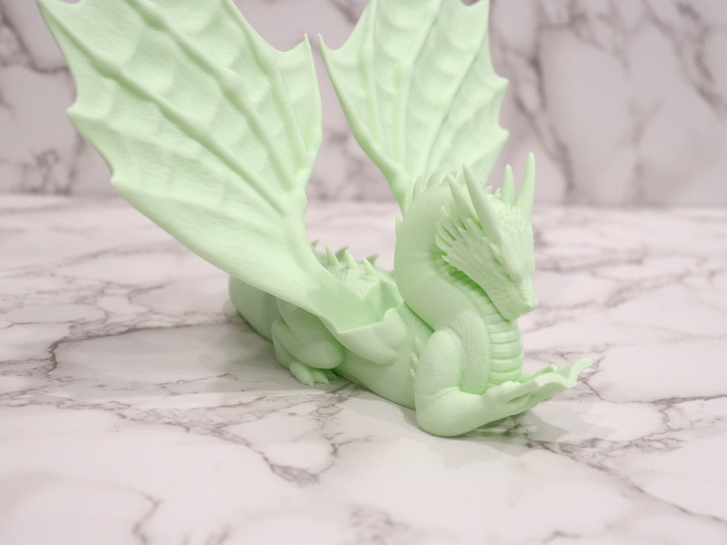 Buchhalter lesender Drache Farbauswahl Candy Colors | verschiedene Größen | 3D Druck | Aufsteller Bücher E-Reader Tablet