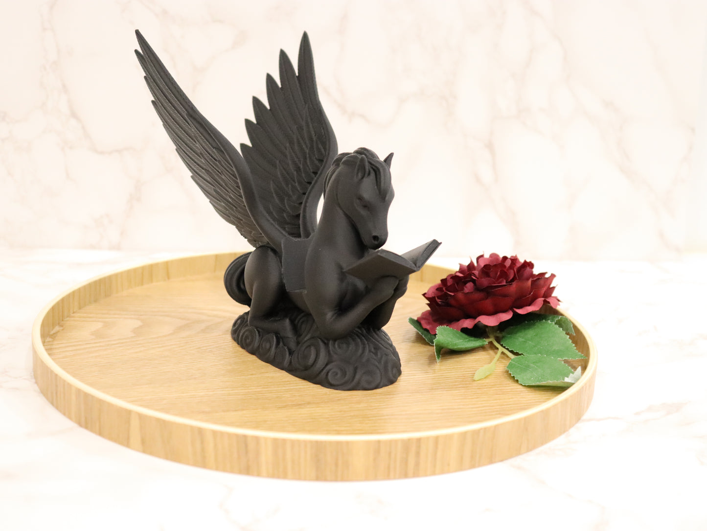 Buchhalter lesender Pegasus Farbwahl | 3D Druck | Aufsteller Taschenbücher E-Reader Tablet