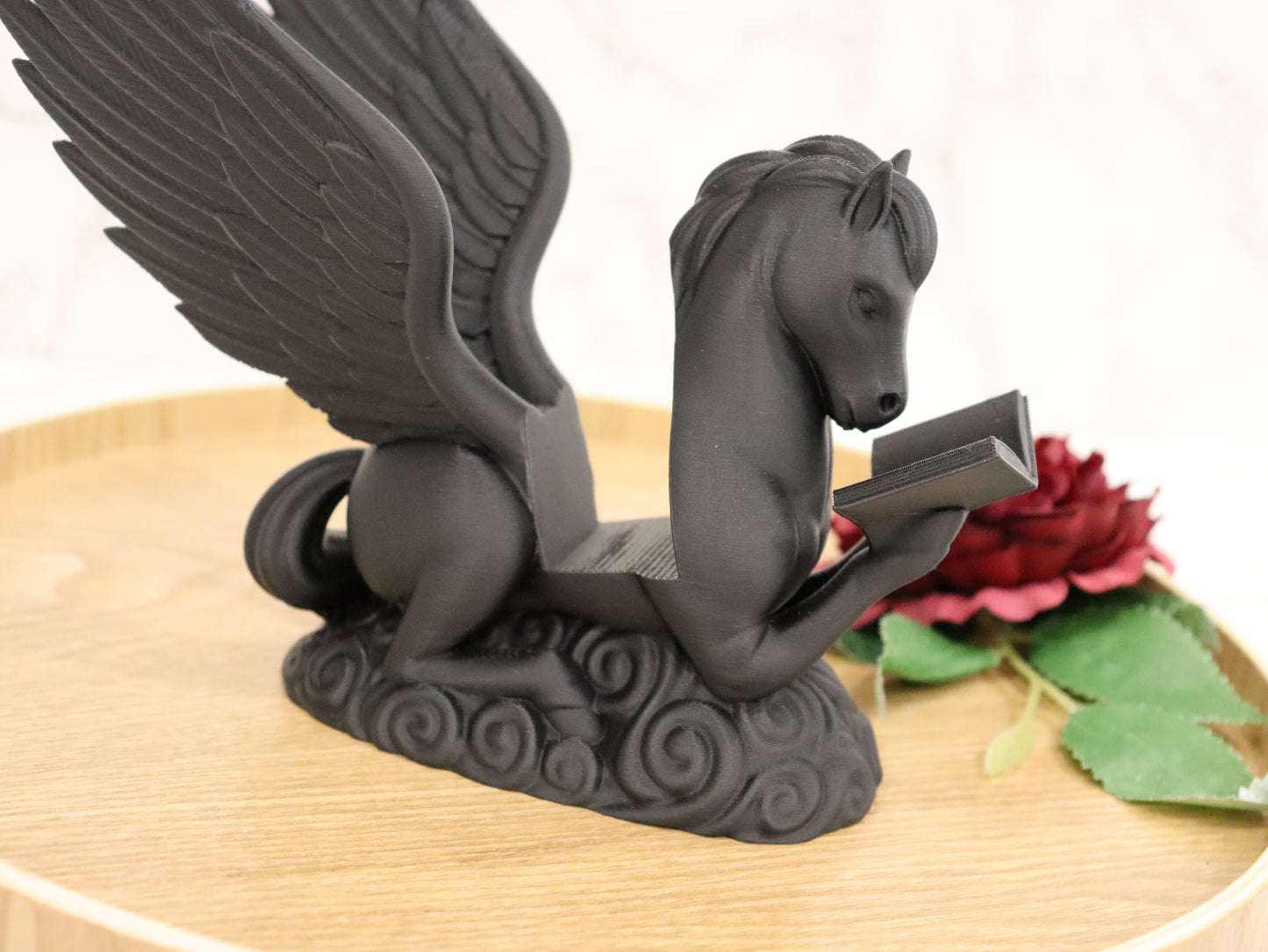 Buchhalter lesender Pegasus Farbwahl | 3D Druck | Aufsteller Taschenbücher E-Reader Tablet