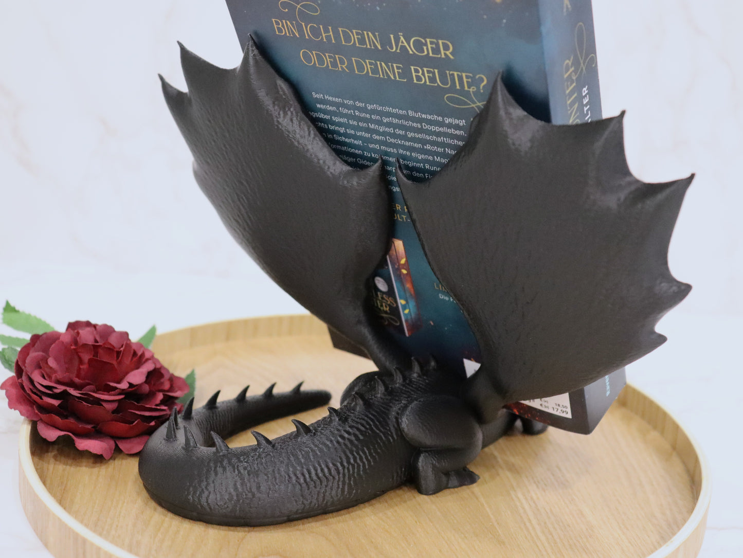 Accountant Reading Dragon Black | various sizes | 3D print | Stand Books E-reader Tablet