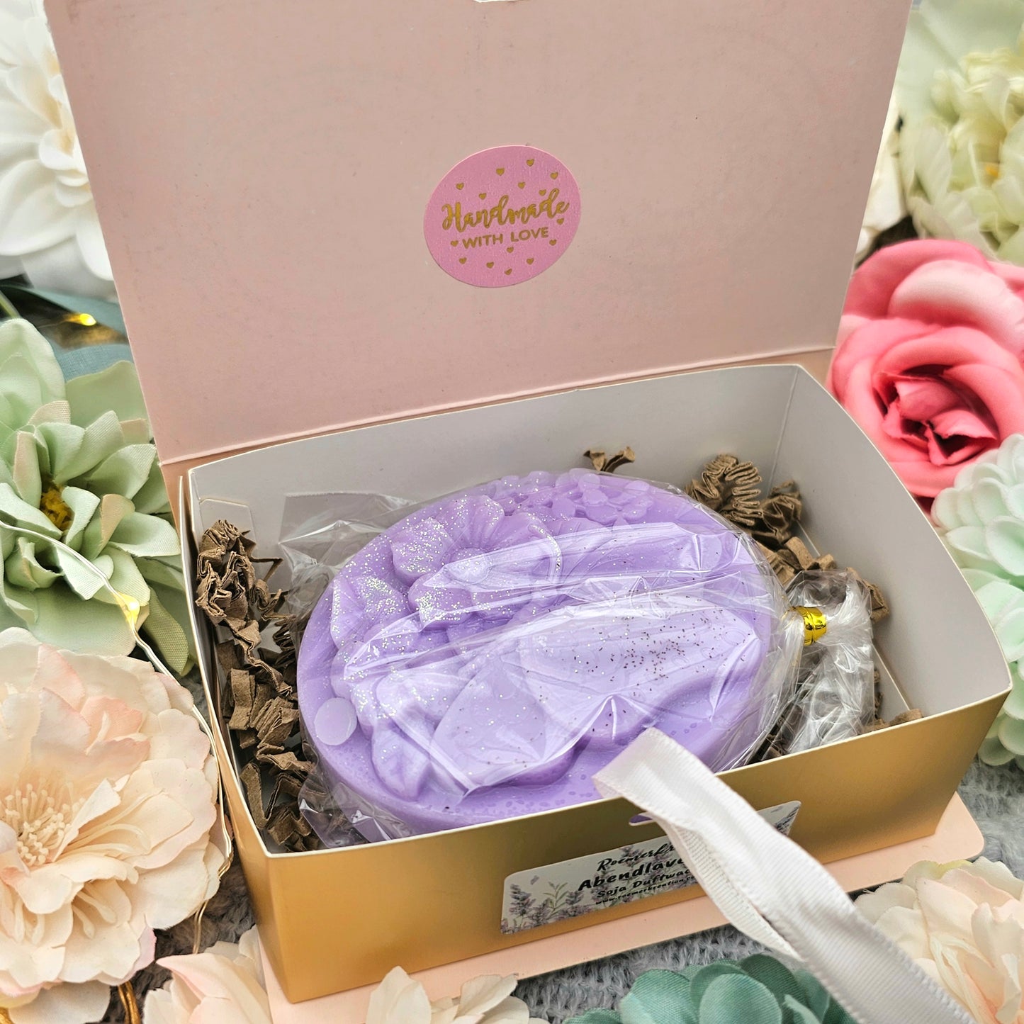 Geschenkbox Schmetterling 75 g | Abendlavendel | Duftwachs
