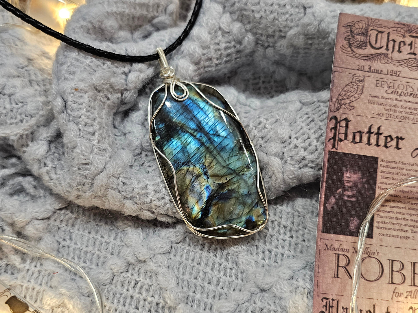 Labradorite Pendant | Jewelry Wire | Gemstone Necklace