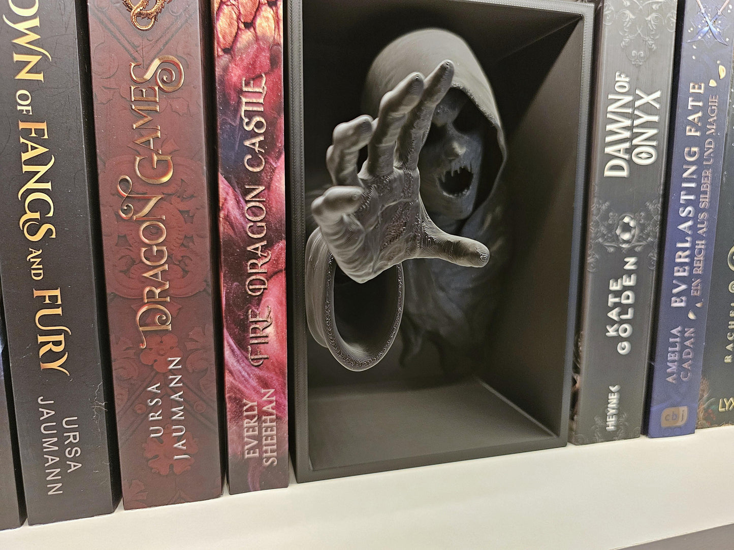 Book Nook Void Reaper Schwarz | 3D Druck | Buchstütze | Dekoration Bücherregal