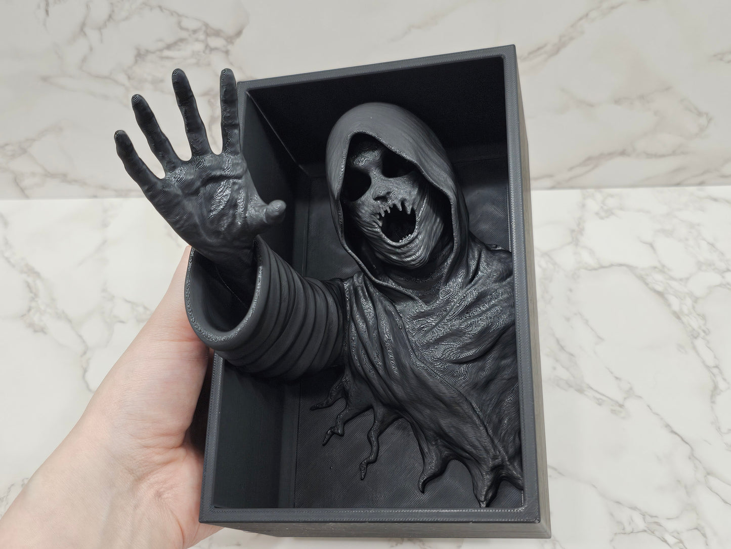 Book Nook Void Reaper Schwarz | 3D Druck | Buchstütze | Dekoration Bücherregal