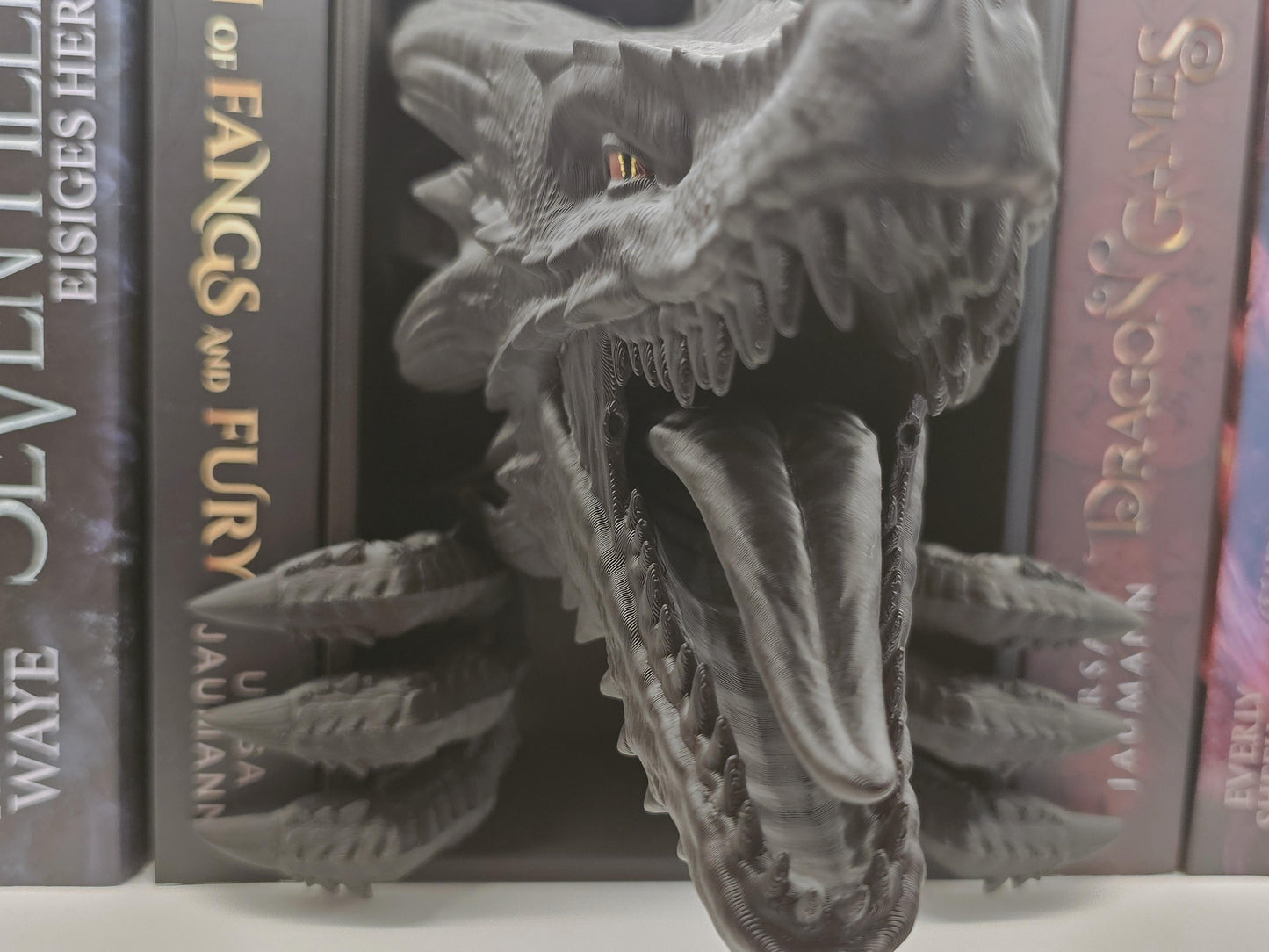 Book Nook Drachenzorn Schwarz | 3D Druck | Buchstütze | Dekoration Bücherregal