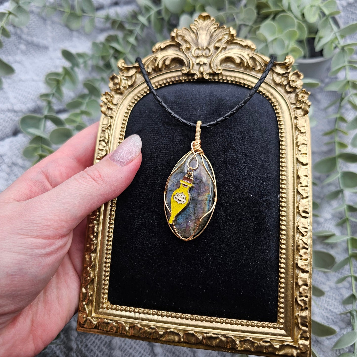 Labradorit & Glückstrank Anhänger | Schmuckdraht | Edelstein Halskette