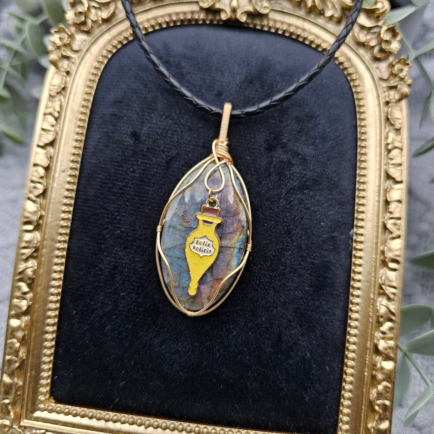 Labradorit & Glückstrank Anhänger | Schmuckdraht | Edelstein Halskette