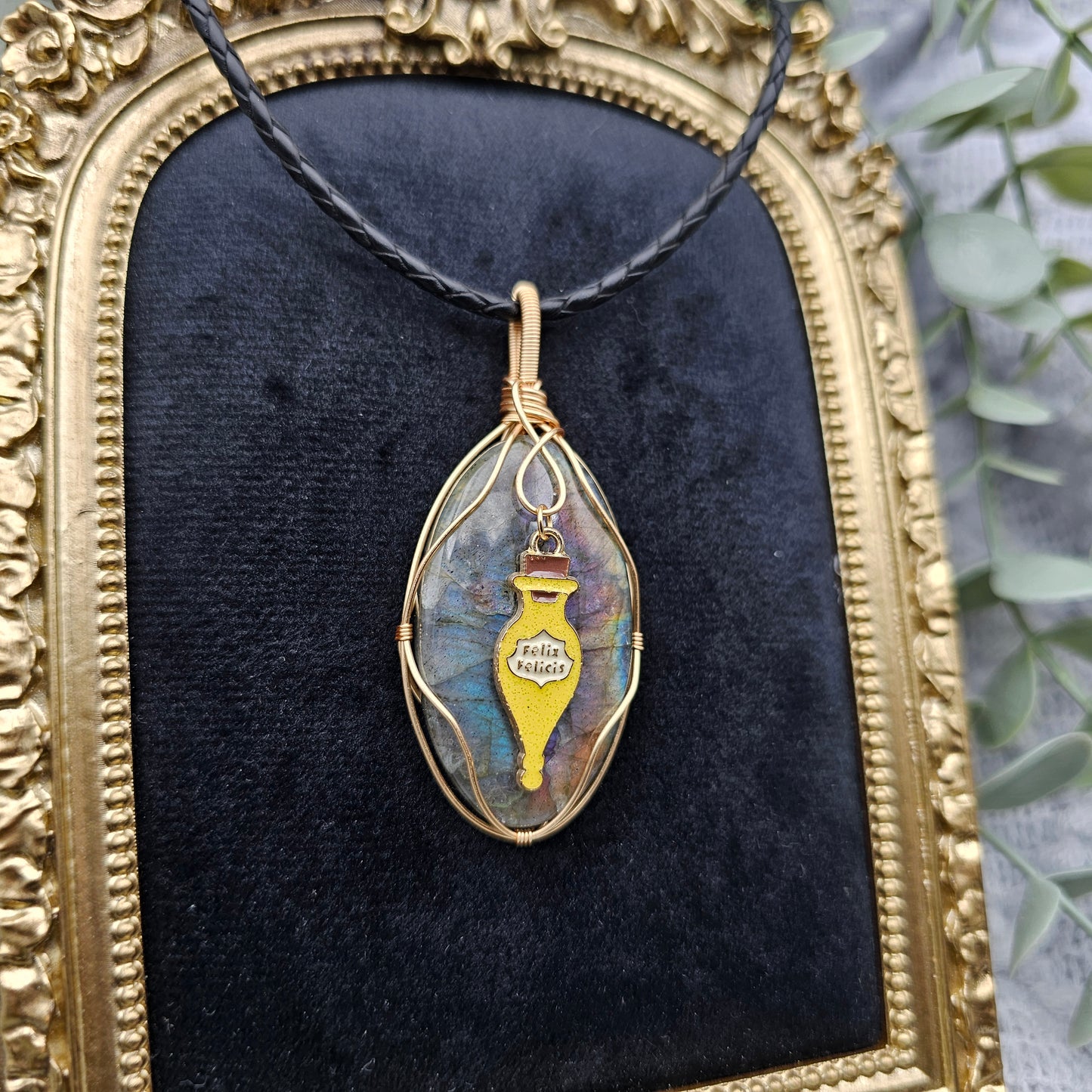 Labradorit & Glückstrank Anhänger | Schmuckdraht | Edelstein Halskette