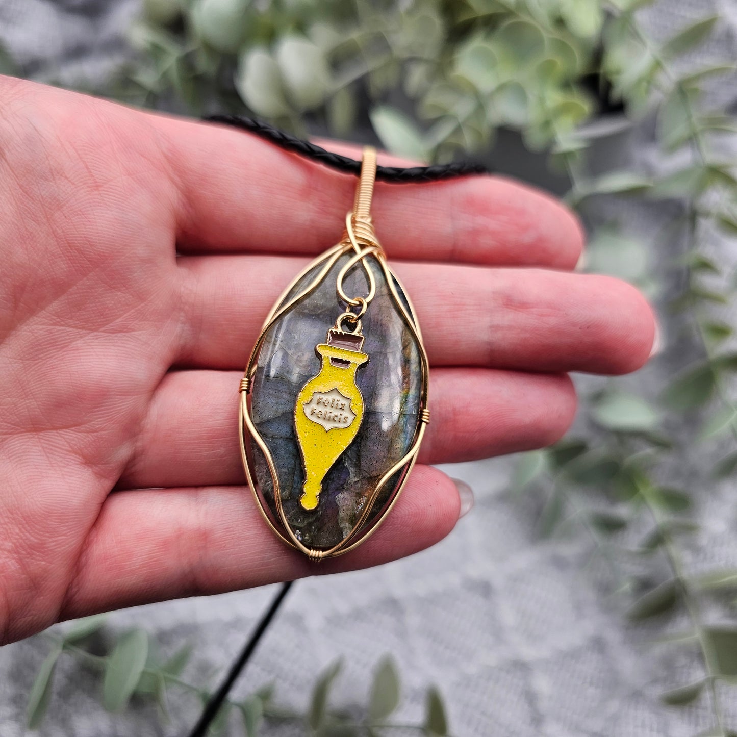 Labradorit & Glückstrank Anhänger | Schmuckdraht | Edelstein Halskette