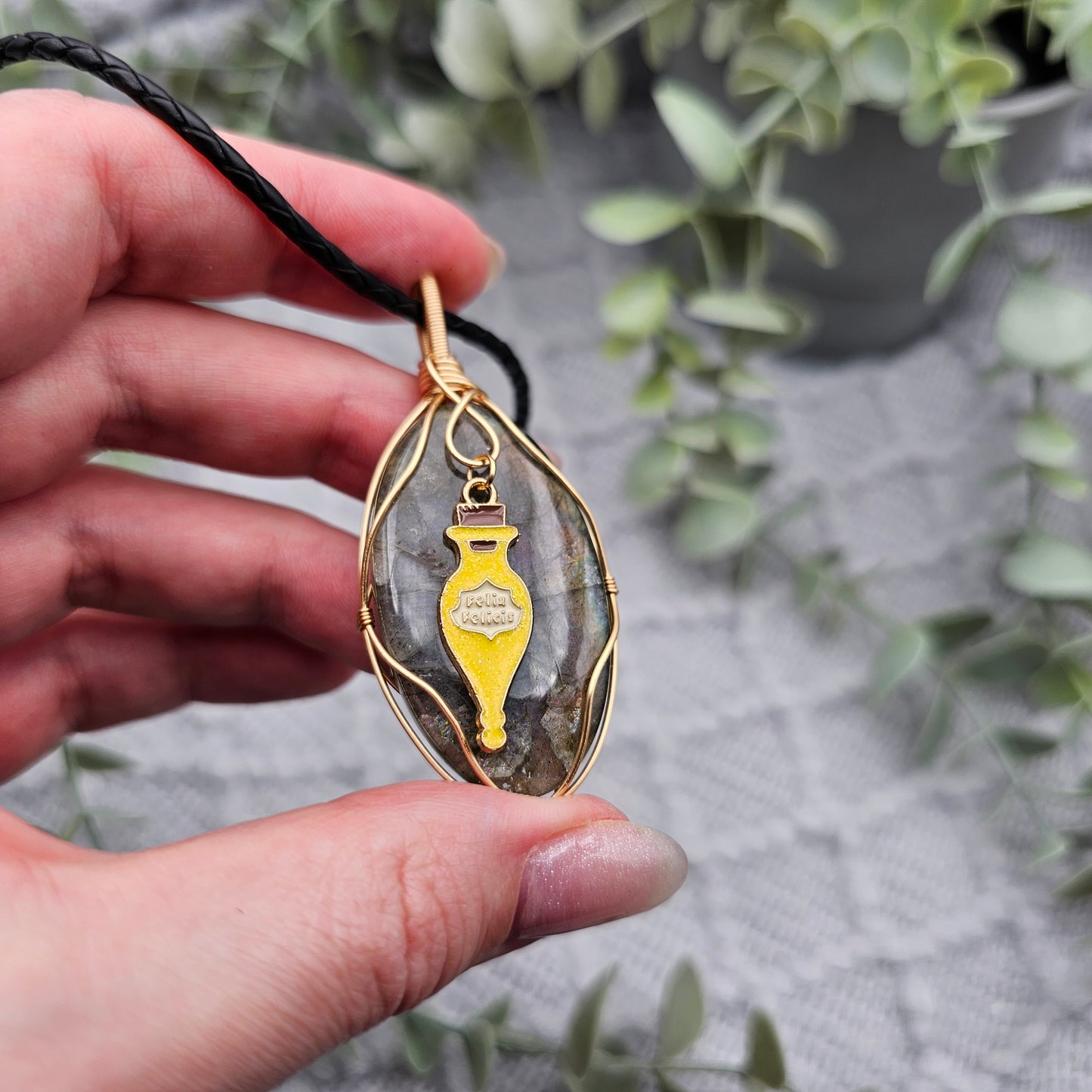 Labradorit & Glückstrank Anhänger | Schmuckdraht | Edelstein Halskette