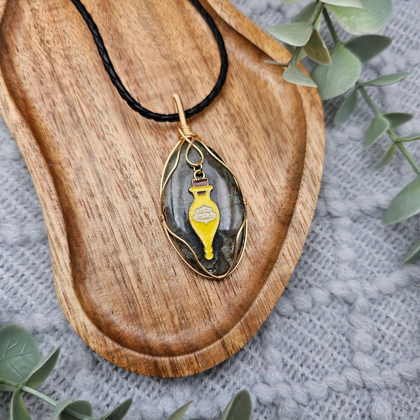 Labradorit & Glückstrank Anhänger | Schmuckdraht | Edelstein Halskette