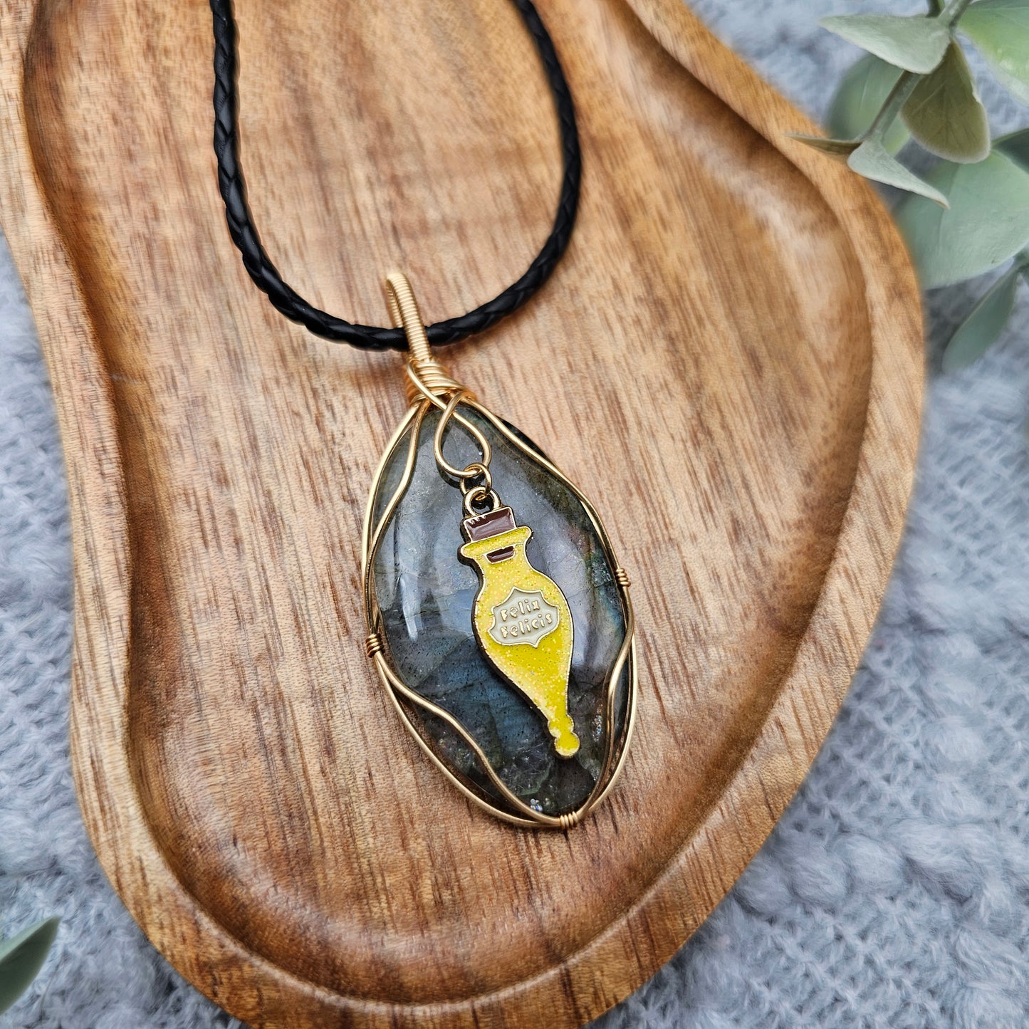 Labradorit & Glückstrank Anhänger | Schmuckdraht | Edelstein Halskette