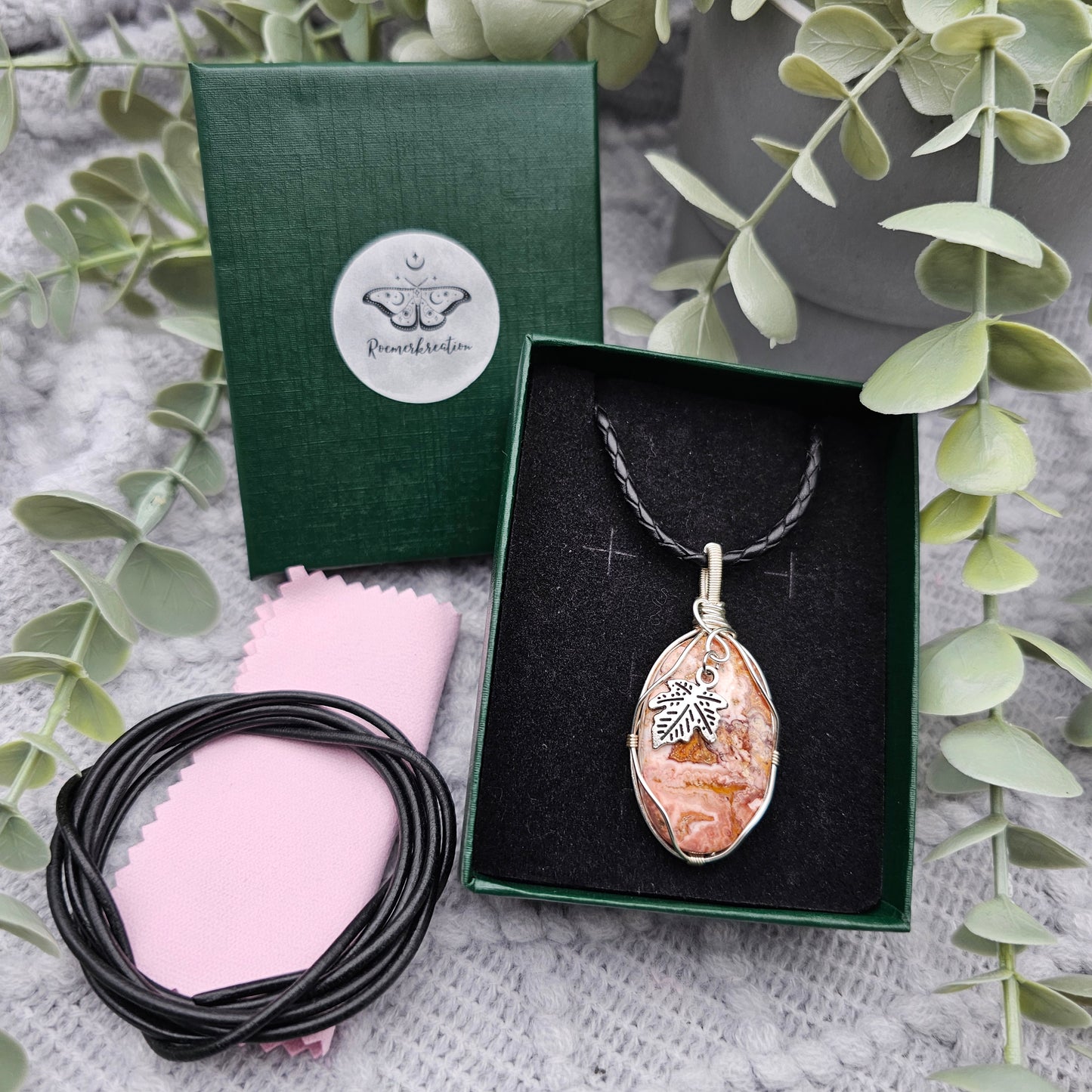 Jaspis & Blatt Anhänger | Schmuckdraht | Edelstein Halskette