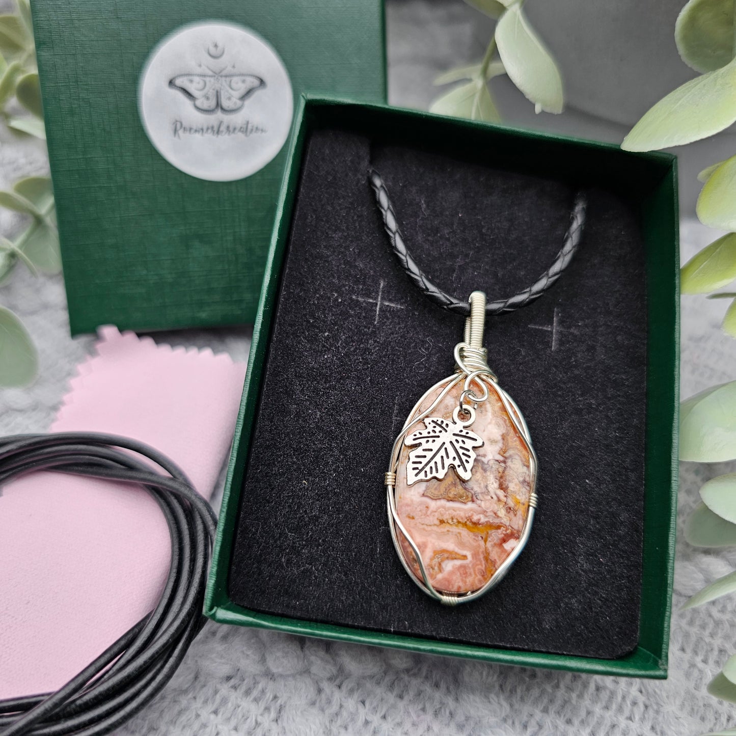 Jasper & Leaf Pendant | Jewelry Wire | Gemstone Necklace