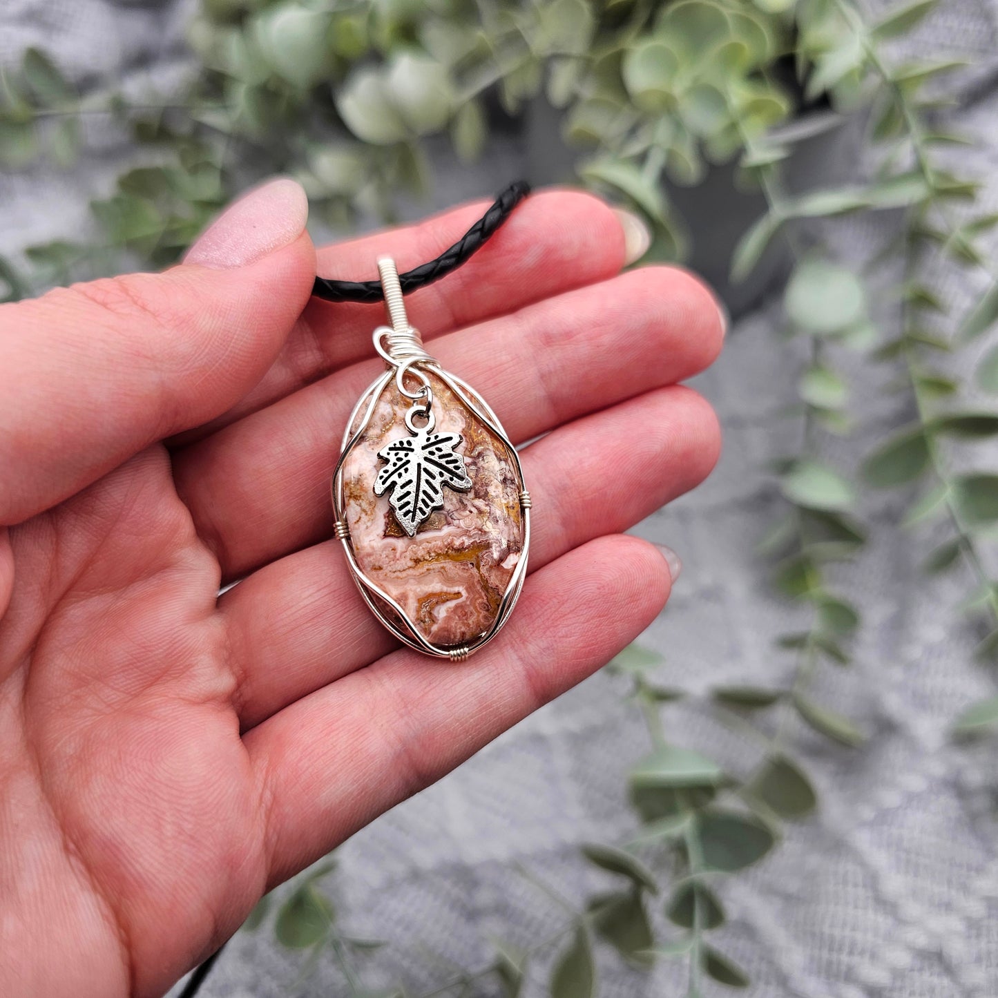 Jasper & Leaf Pendant | Jewelry Wire | Gemstone Necklace
