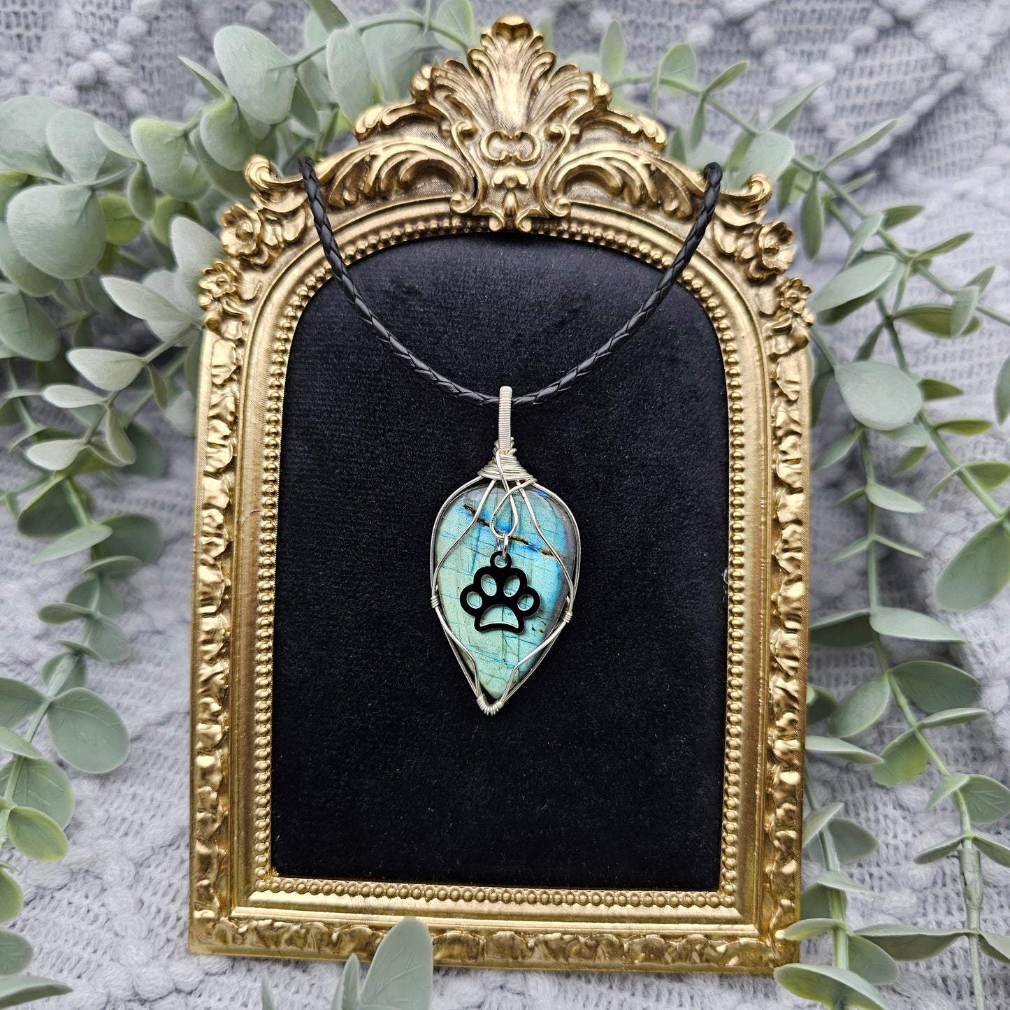 Labradorit & Pfote Anhänger | Schmuckdraht | Edelstein Halskette