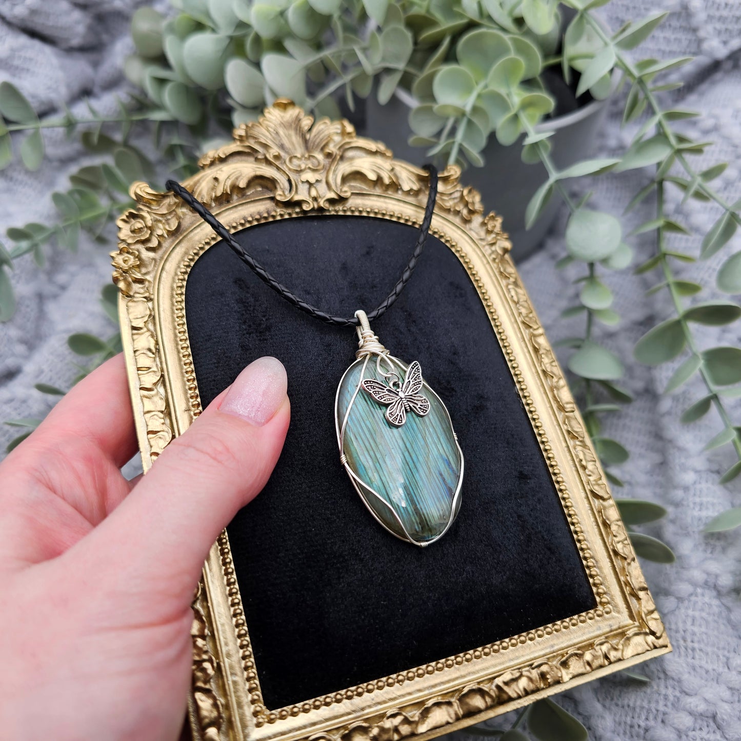 Labradorite & Butterfly Pendant | Jewelry Wire | Gemstone Necklace