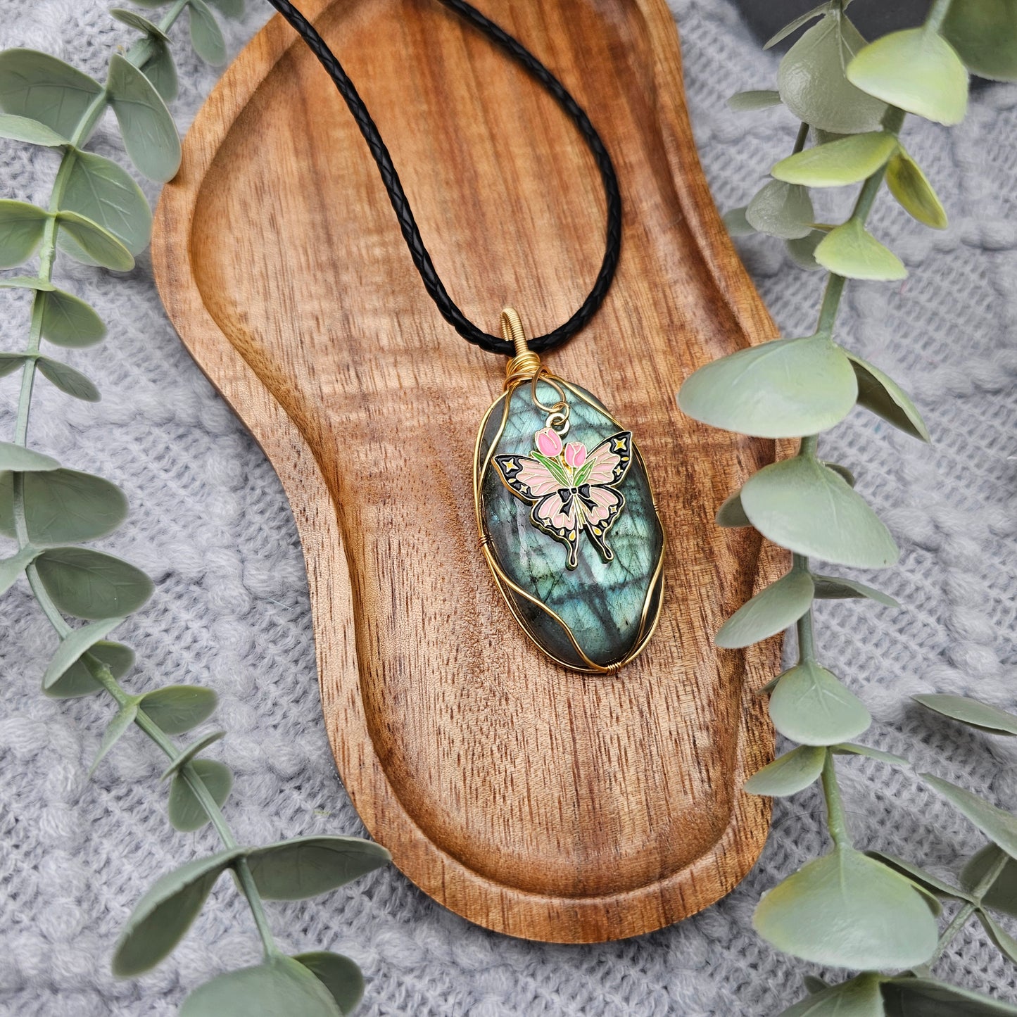 Labradorit & Schmetterling Anhänger | Schmuckdraht | Edelstein Halskette