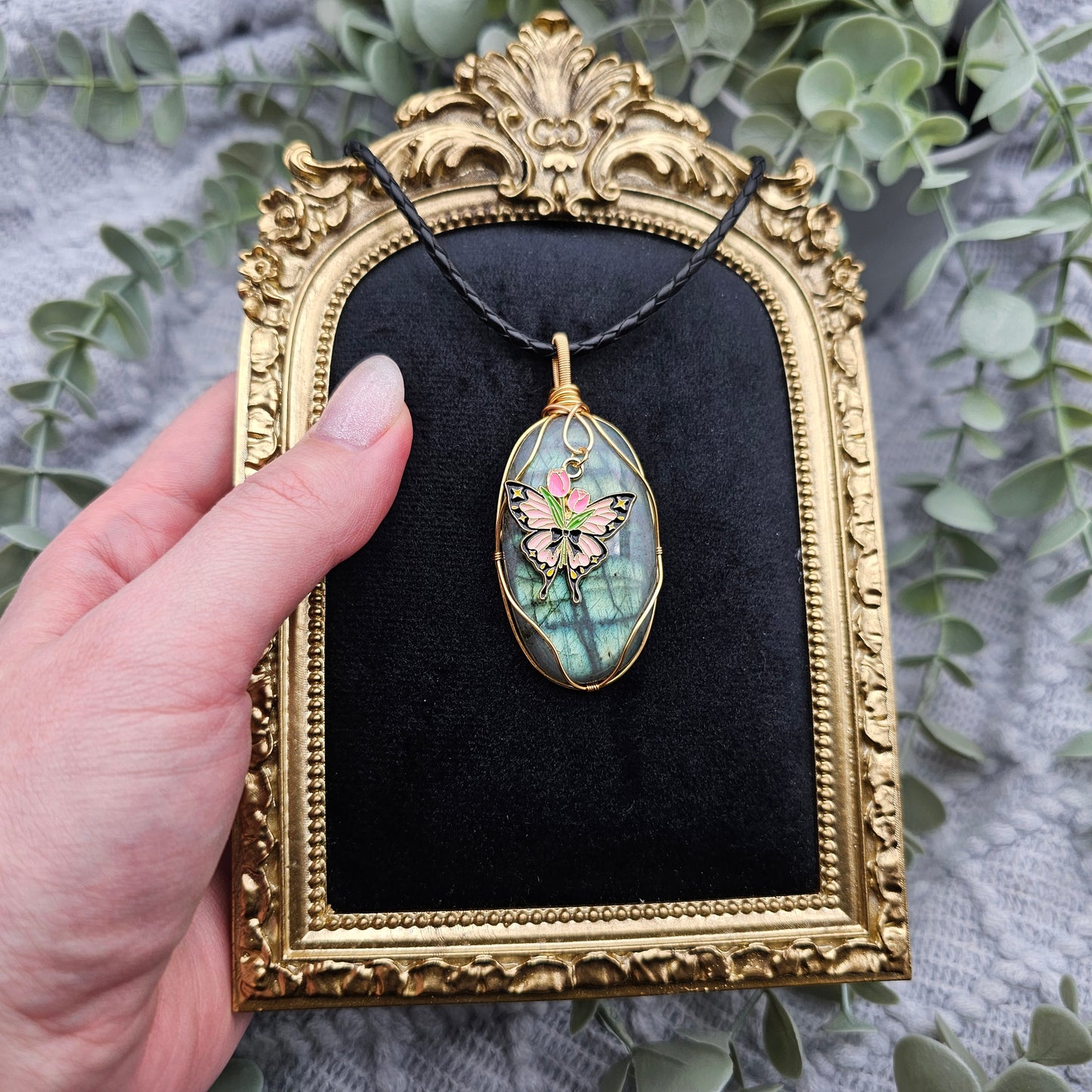 Labradorit & Schmetterling Anhänger | Schmuckdraht | Edelstein Halskette