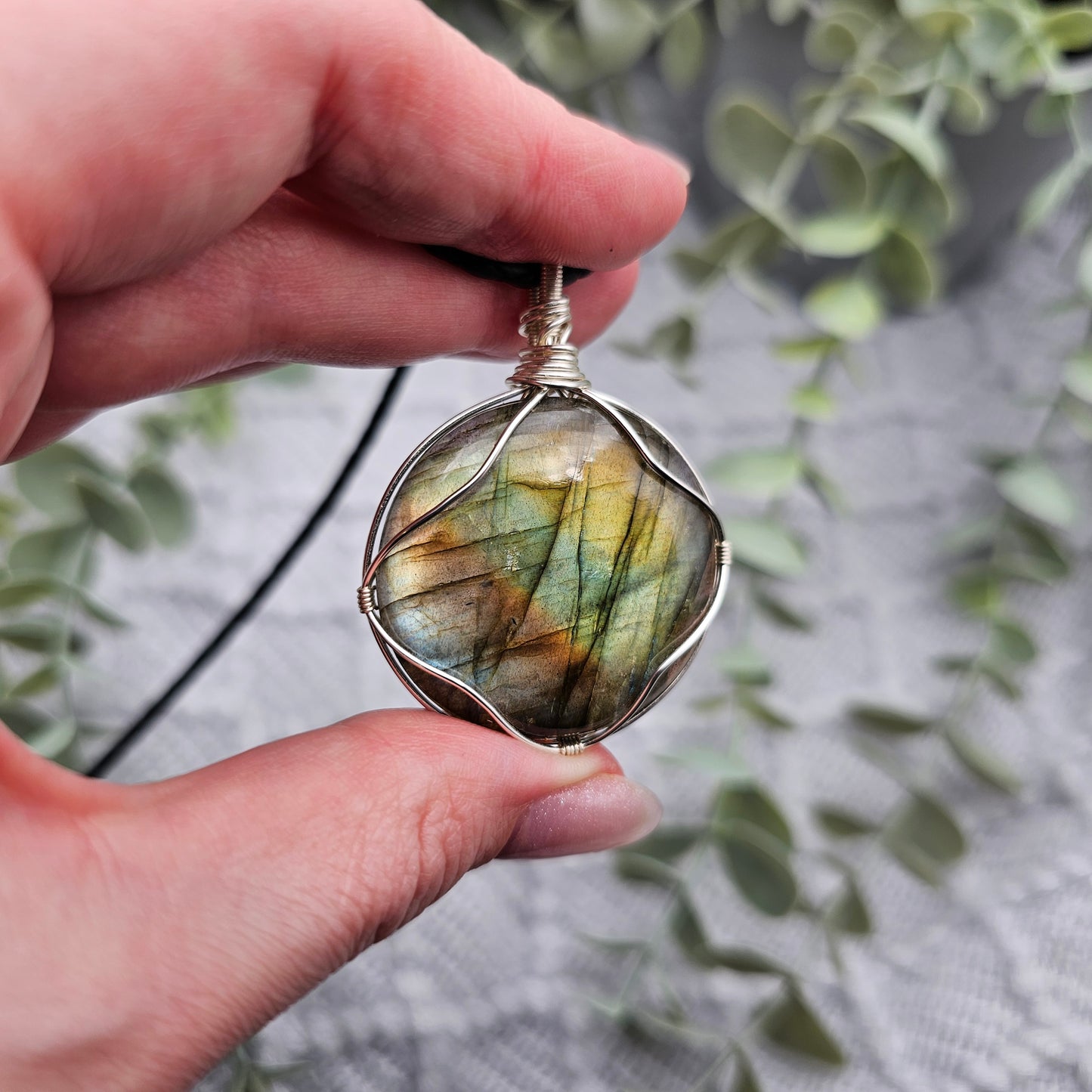 Labradorit Anhänger | Schmuckdraht | Edelstein Halskette