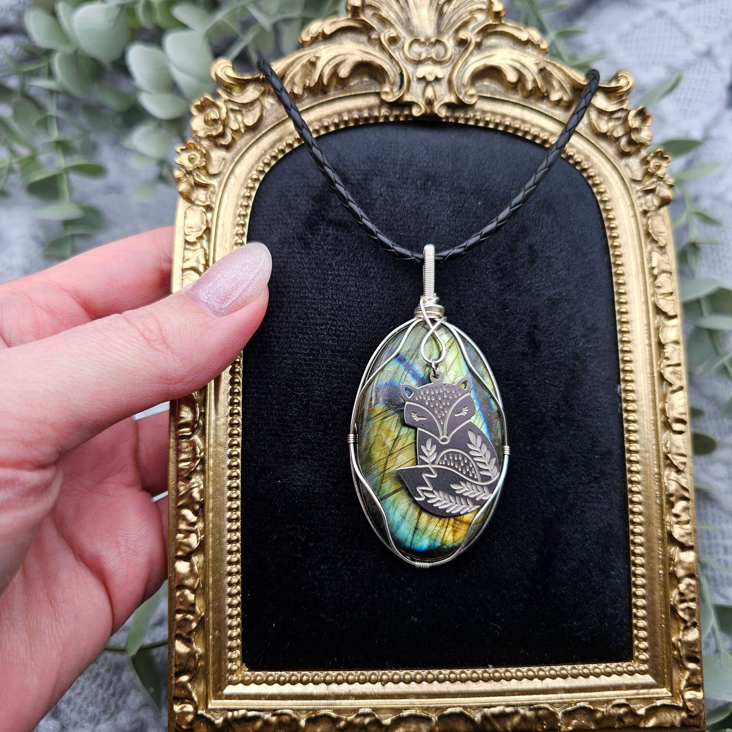 Labradorite & Fox Pendant | Jewelry Wire | Gemstone Necklace
