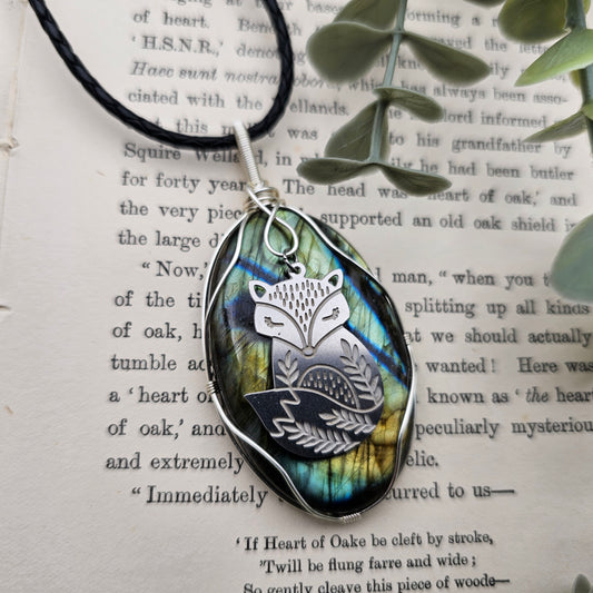 Labradorite & Fox Pendant | Jewelry Wire | Gemstone Necklace