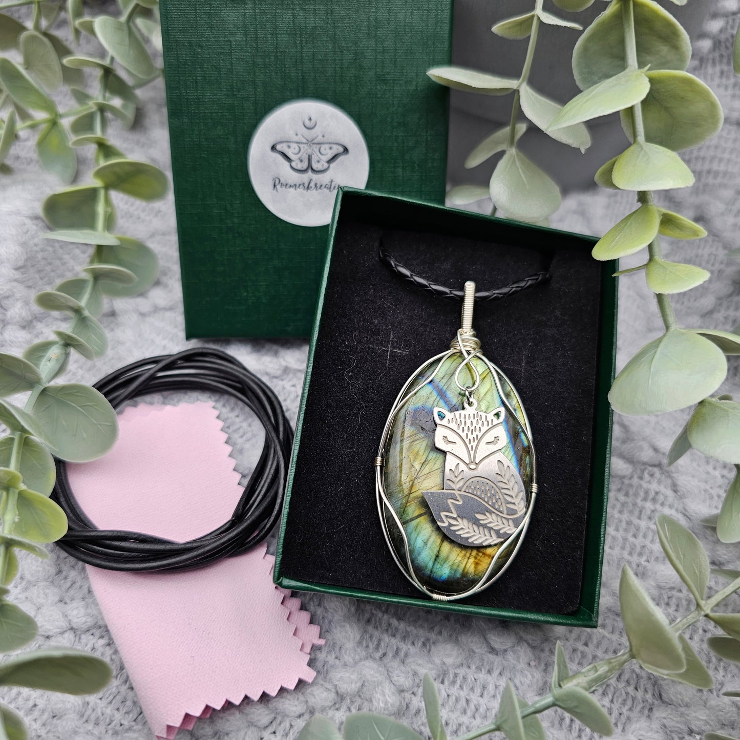 Labradorite & Fox Pendant | Jewelry Wire | Gemstone Necklace