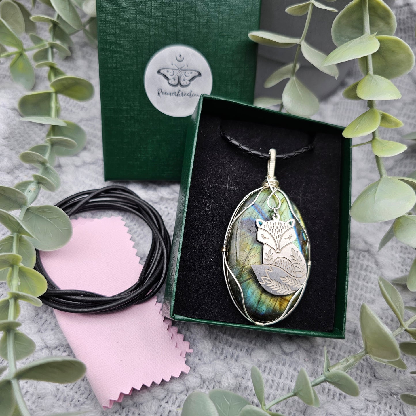 Labradorite & Fox Pendant | Jewelry Wire | Gemstone Necklace