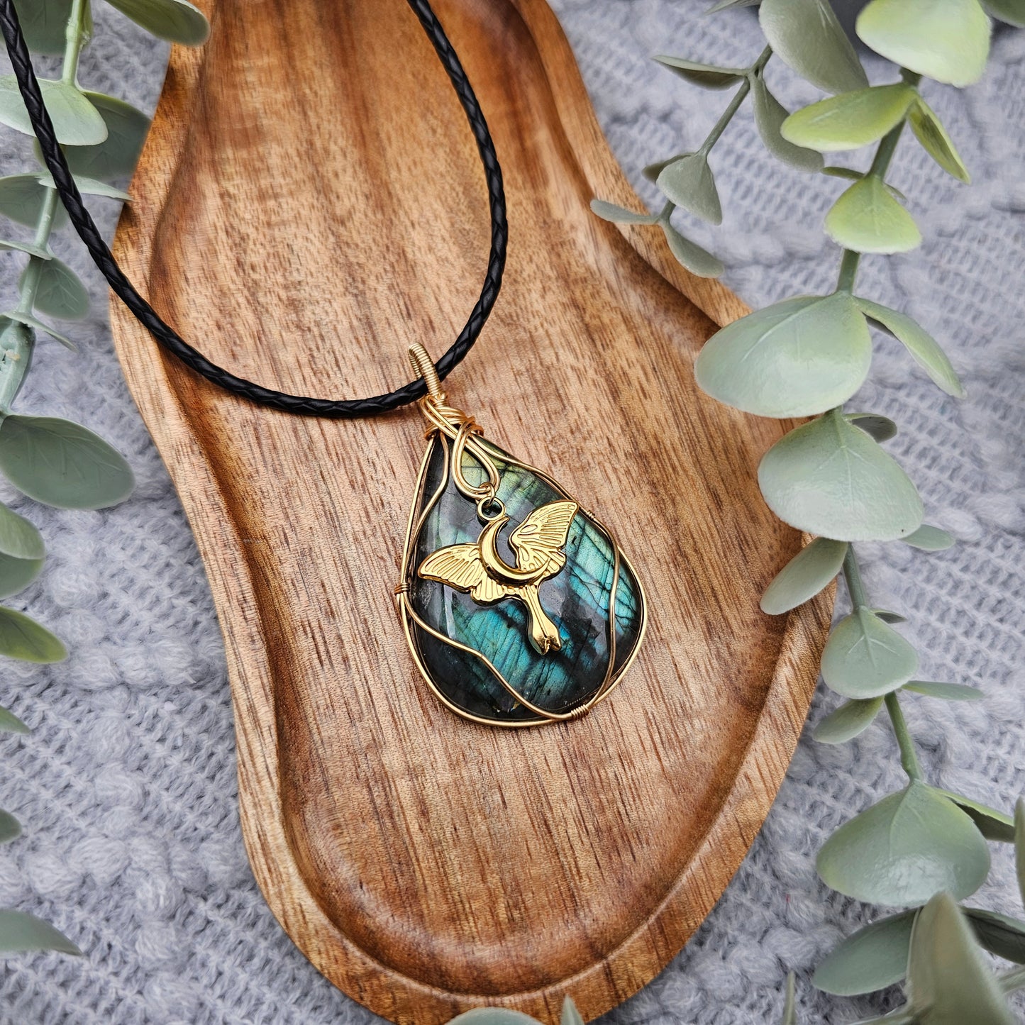 Labradorite & Moth Pendant | Jewellery Wire | Gemstone Necklace
