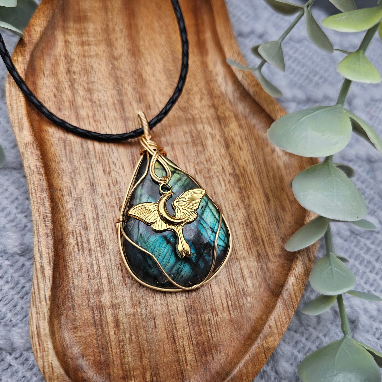 Labradorit & Motte Anhänger | Schmuckdraht | Edelstein Halskette