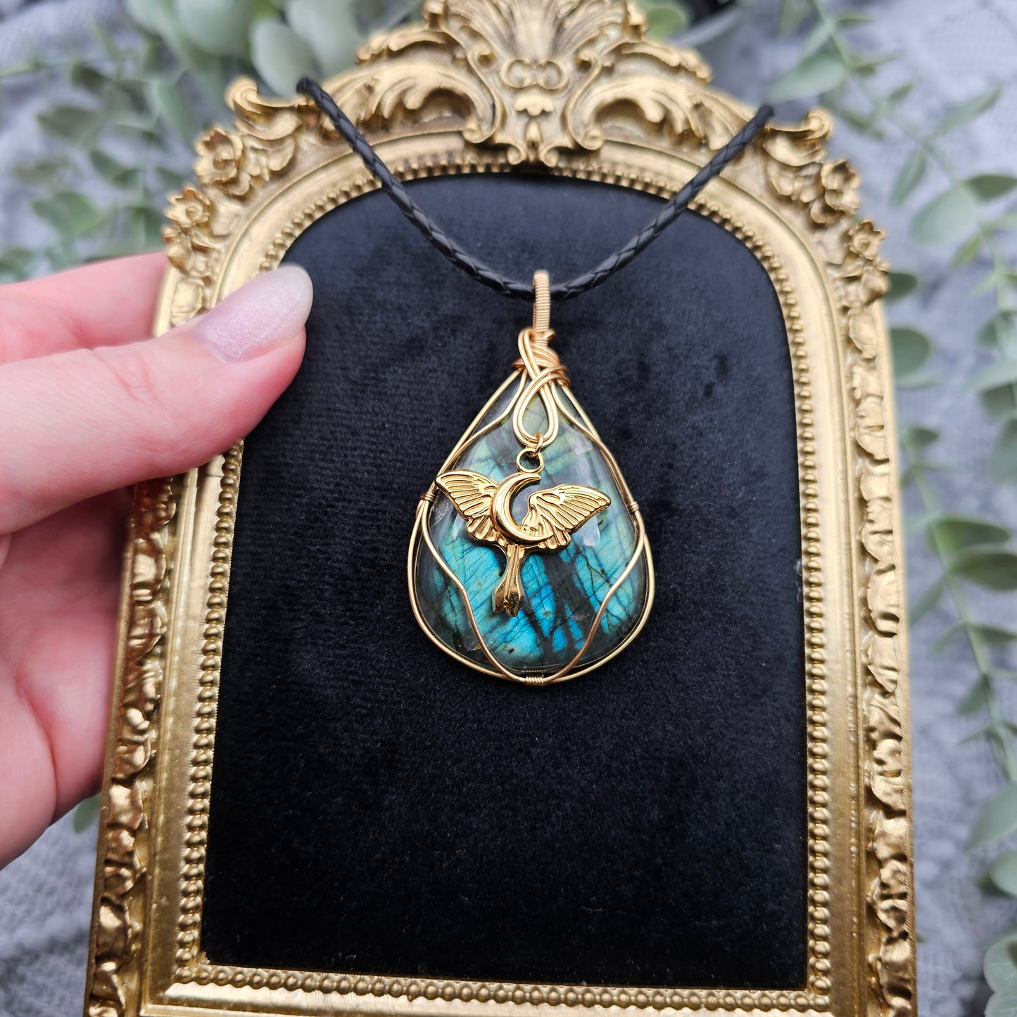 Labradorit & Motte Anhänger | Schmuckdraht | Edelstein Halskette