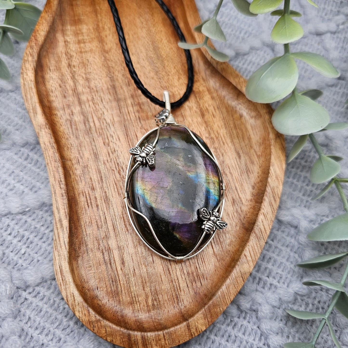 Labradorit & Bienen Anhänger | Schmuckdraht | Edelstein Halskette