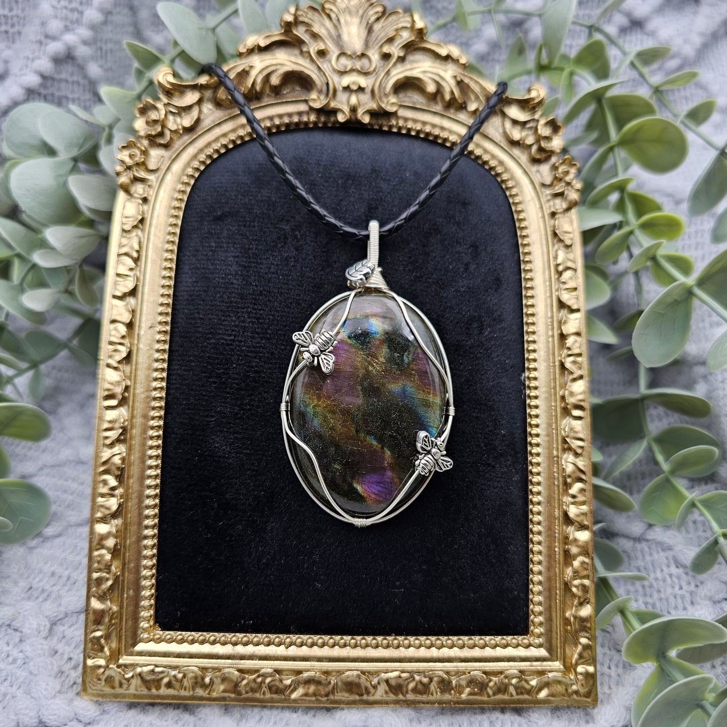 Labradorit & Bienen Anhänger | Schmuckdraht | Edelstein Halskette