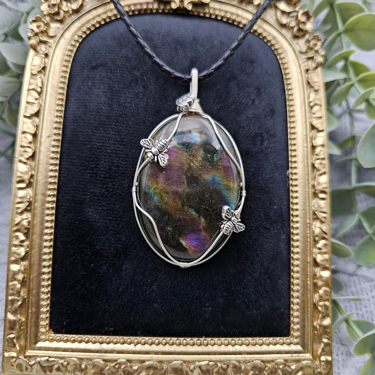 Labradorit & Bienen Anhänger | Schmuckdraht | Edelstein Halskette