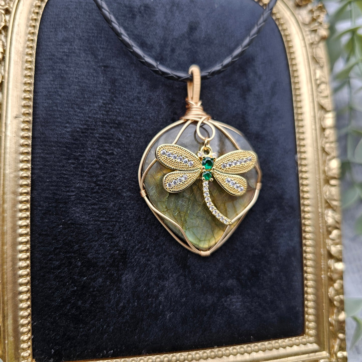 Labradorit & Libelle Anhänger | Schmuckdraht | Edelstein Halskette