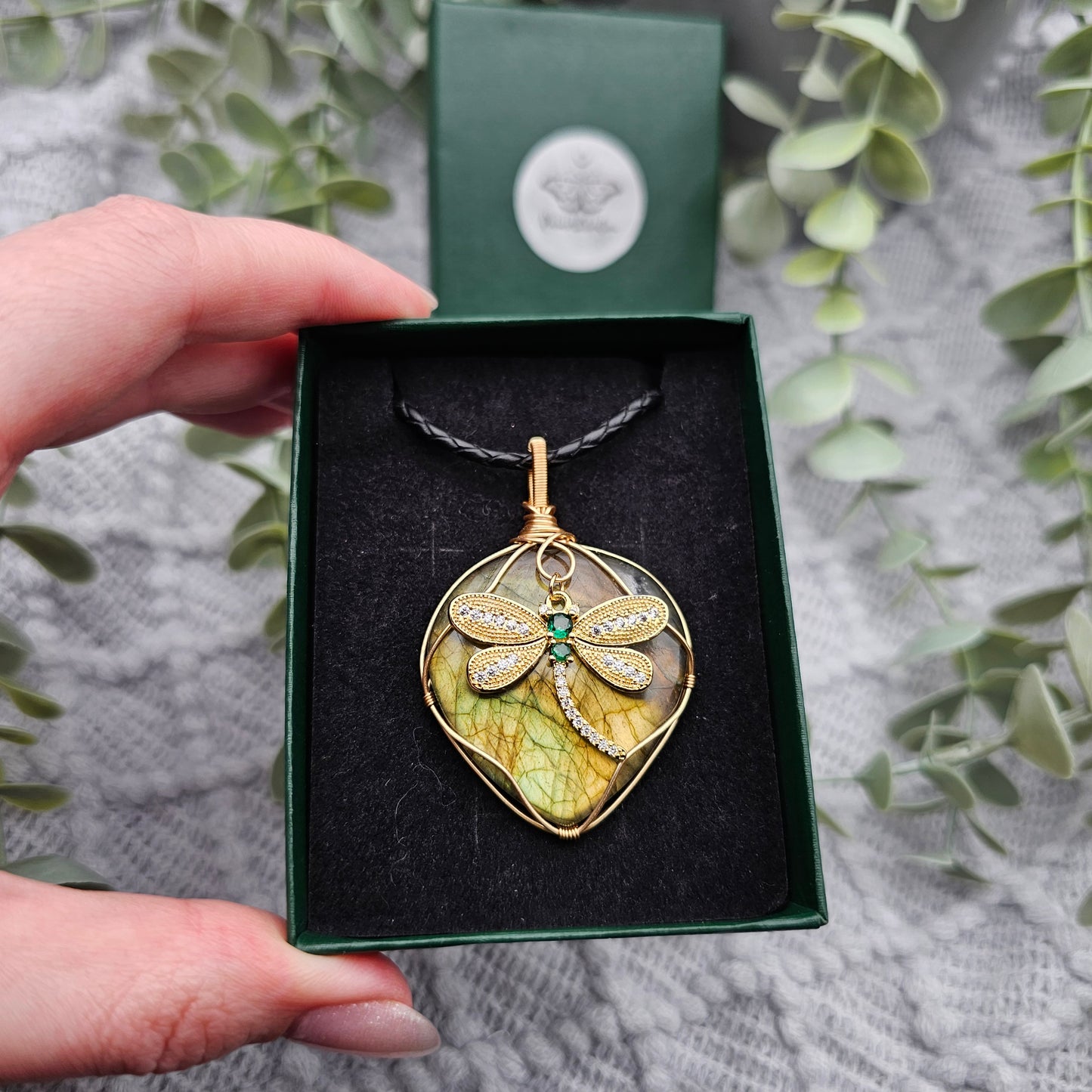 Labradorit & Libelle Anhänger | Schmuckdraht | Edelstein Halskette