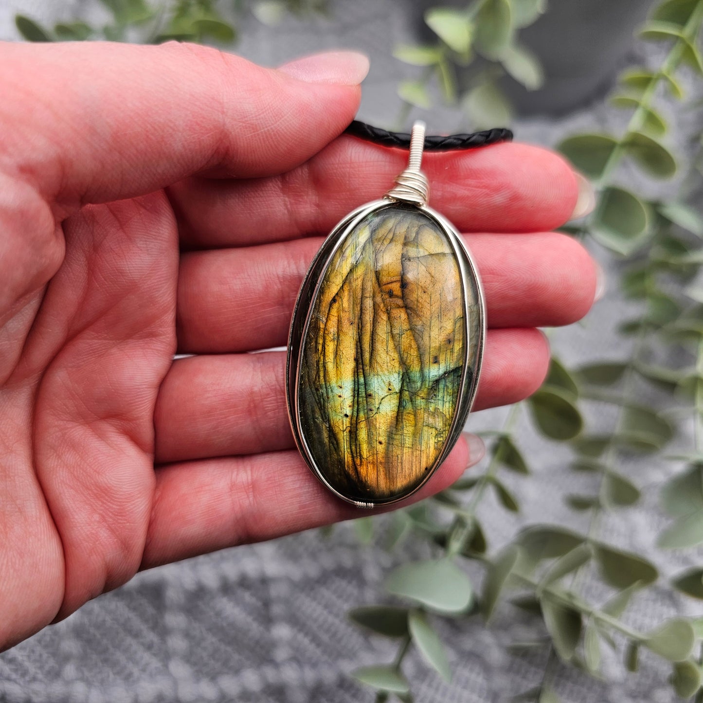 Labradorit Anhänger | Schmuckdraht | Edelstein Halskette