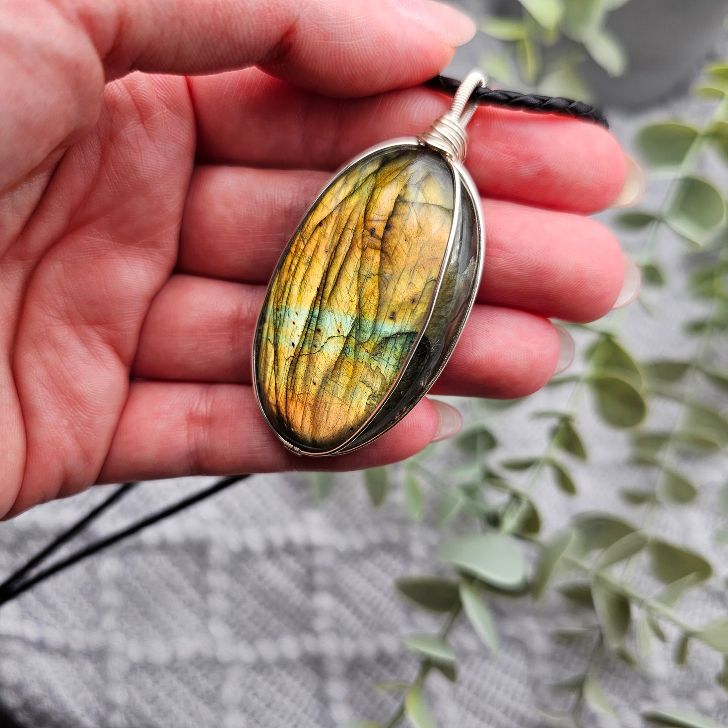 Labradorit Anhänger | Schmuckdraht | Edelstein Halskette