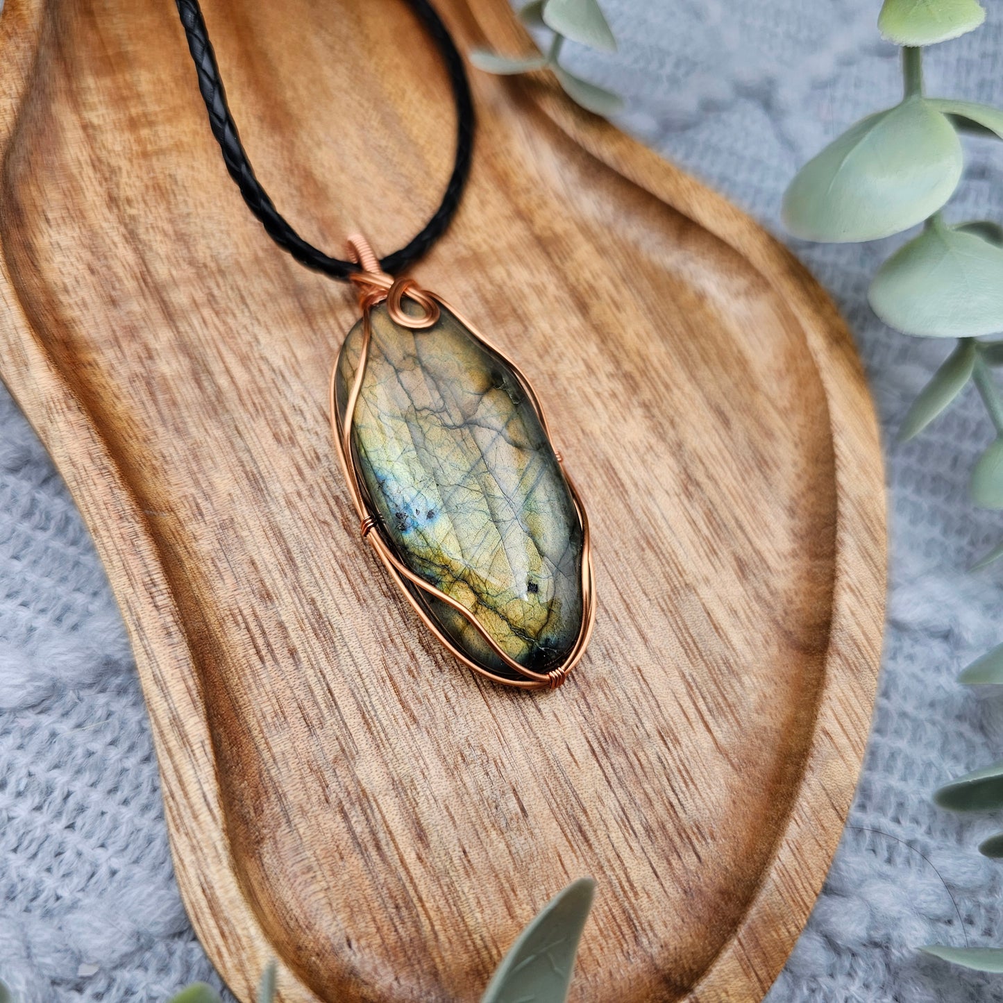Labradorite Pendant | Jewelry Wire | Gemstone Necklace