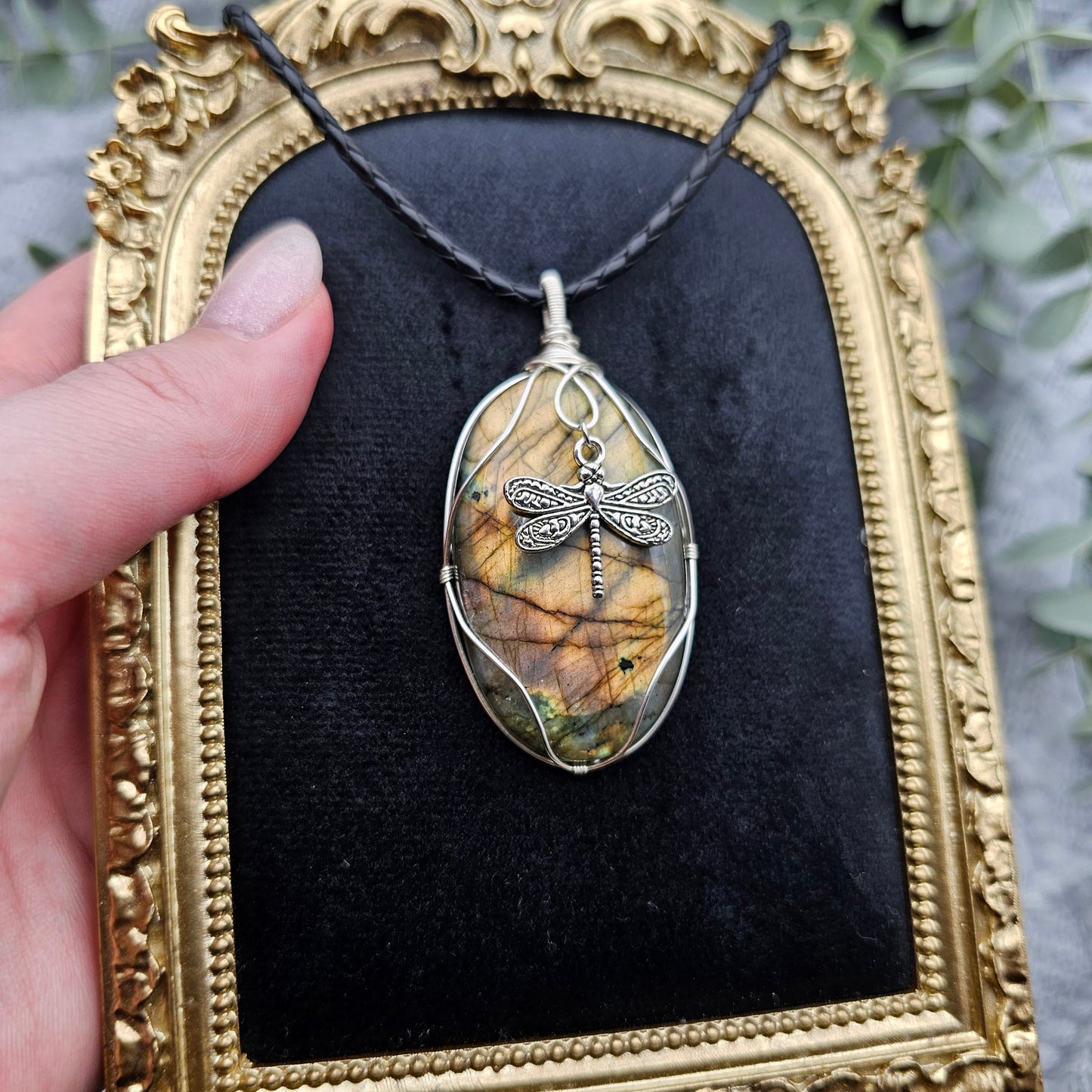 Labradorit & Libelle Anhänger | Schmuckdraht | Edelstein Halskette