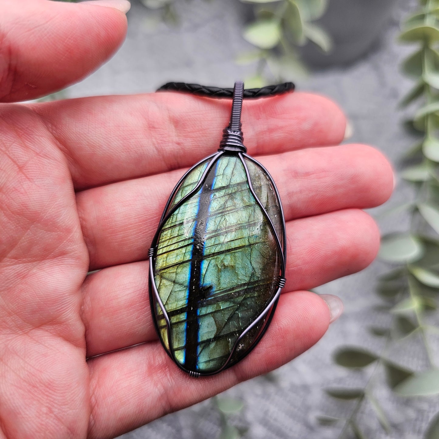 Labradorit Anhänger | Schmuckdraht | Edelstein Halskette