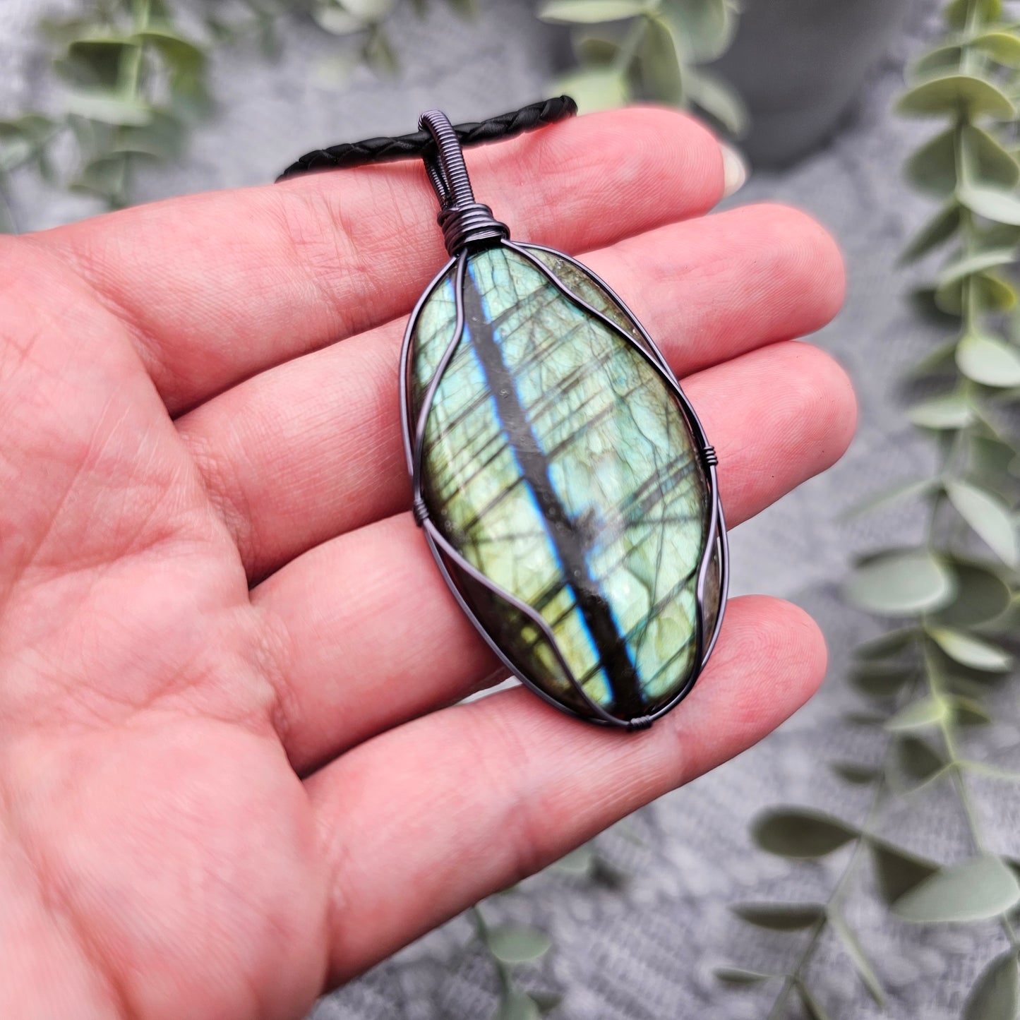 Labradorite Pendant | Jewelry Wire | Gemstone Necklace